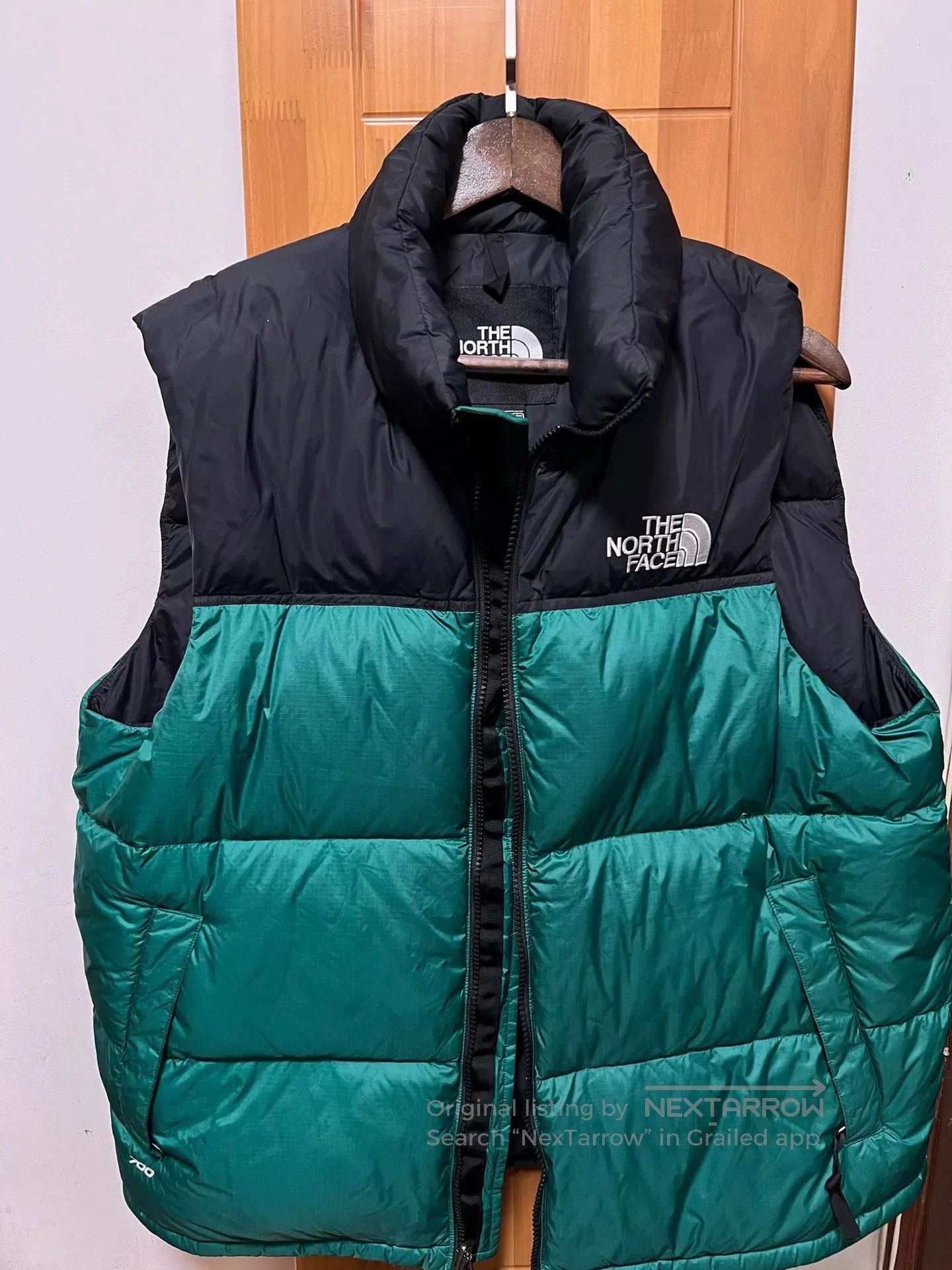 The North Face The North Face Men's Retro Nuptse Vest. Size US XL / EU 56 / 4 - 1 Thumbnail