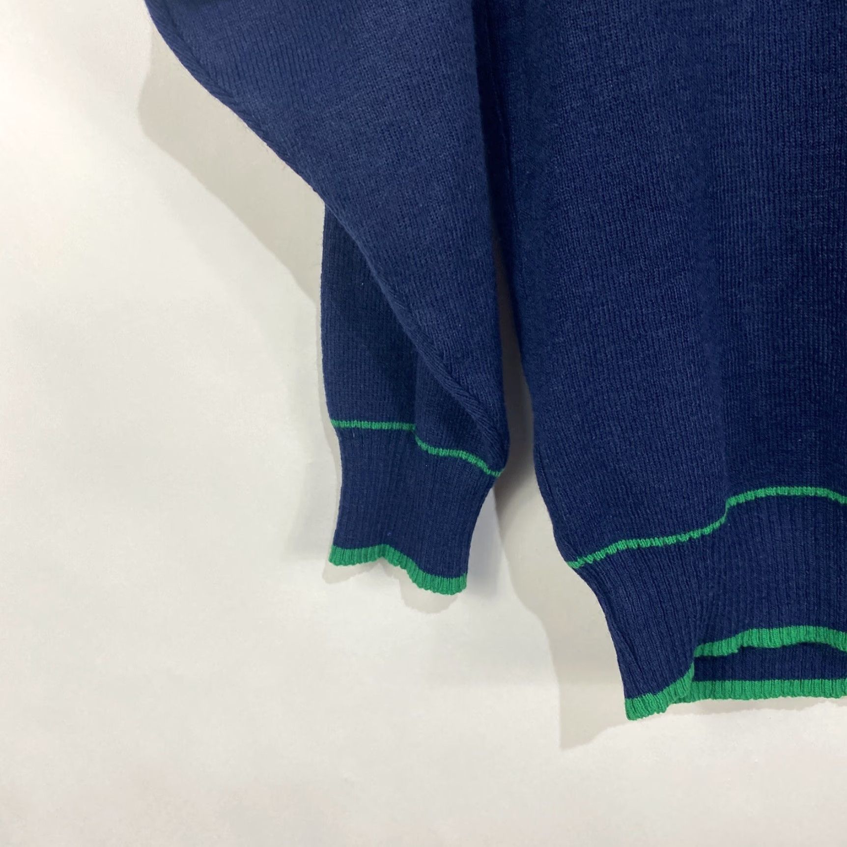 Vintage Blarney Woollen Mills Acrylic Ireland Navy Blue V Neck Sweater Large Men’s Knit Size US L / EU 52-54 / 3 - 4 Thumbnail