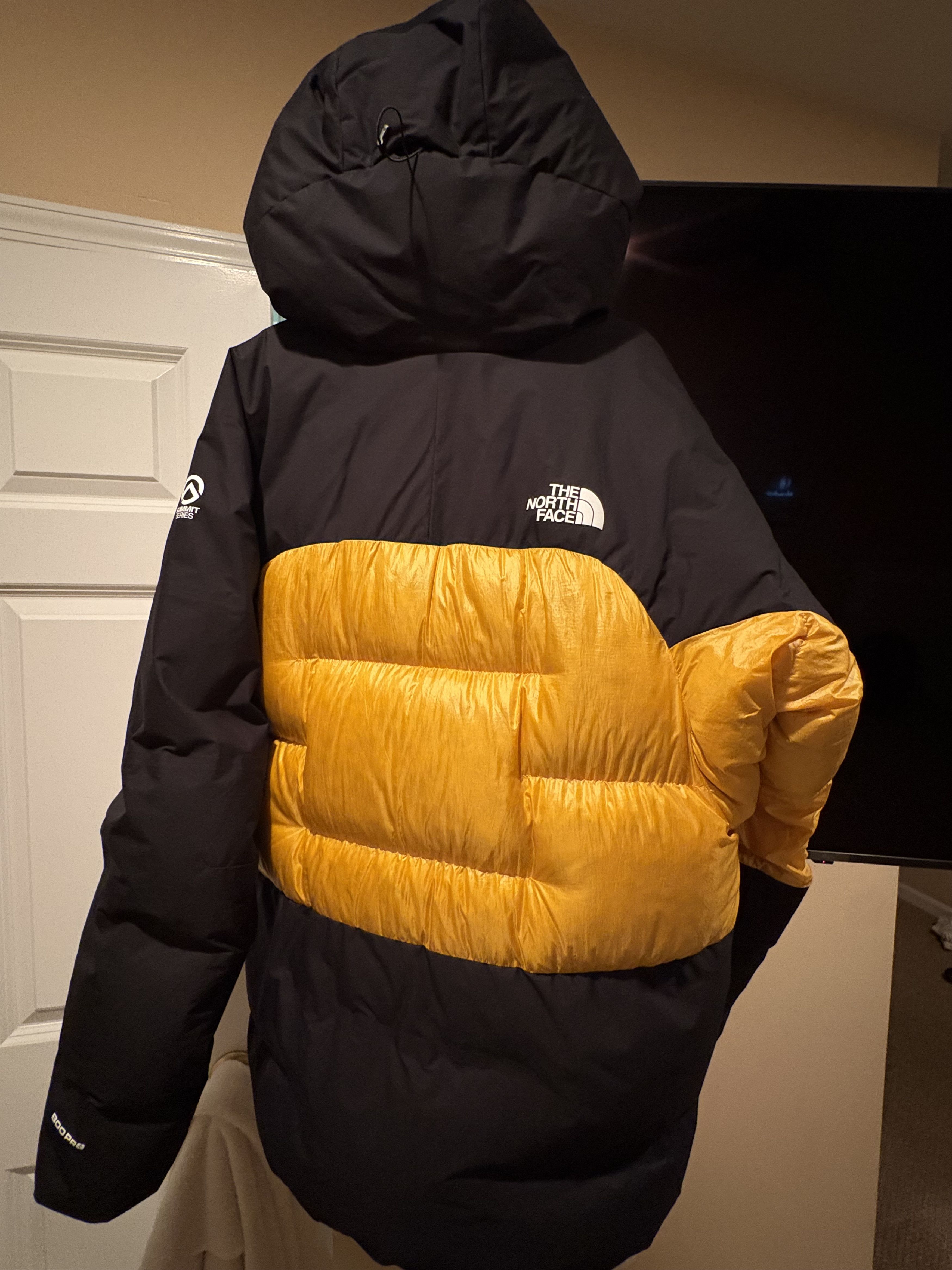 The North Face THE NORTH FACE SUMMIT HIMALAYAN DOWN PARKA MEN'S Size US L / EU 52-54 / 3 - 7 Thumbnail