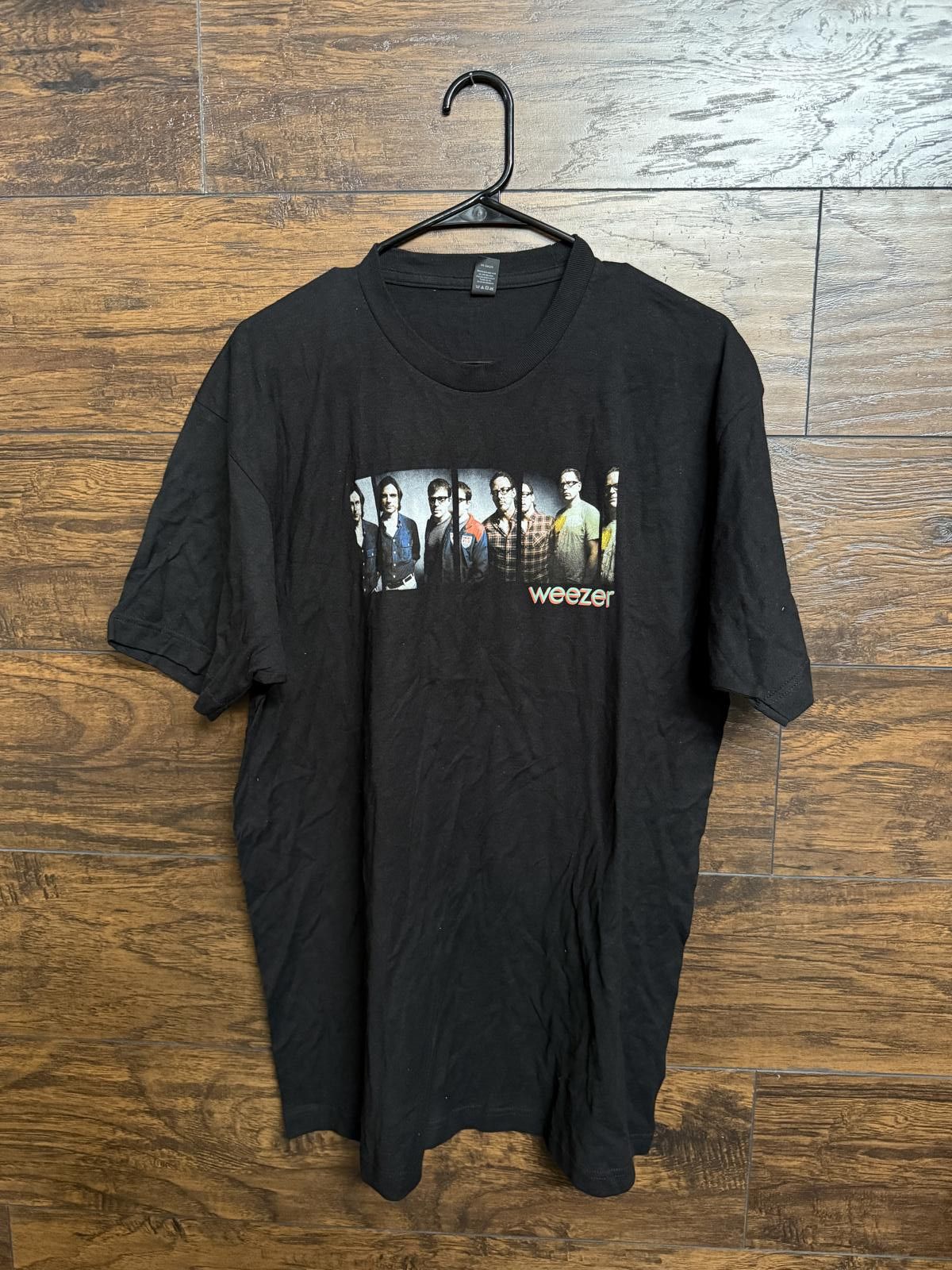 Tultex Weezer Band Photo T-shirt 2014 Promo Photo Weezer Tee - XL Size US XL / EU 56 / 4 - 1 Thumbnail