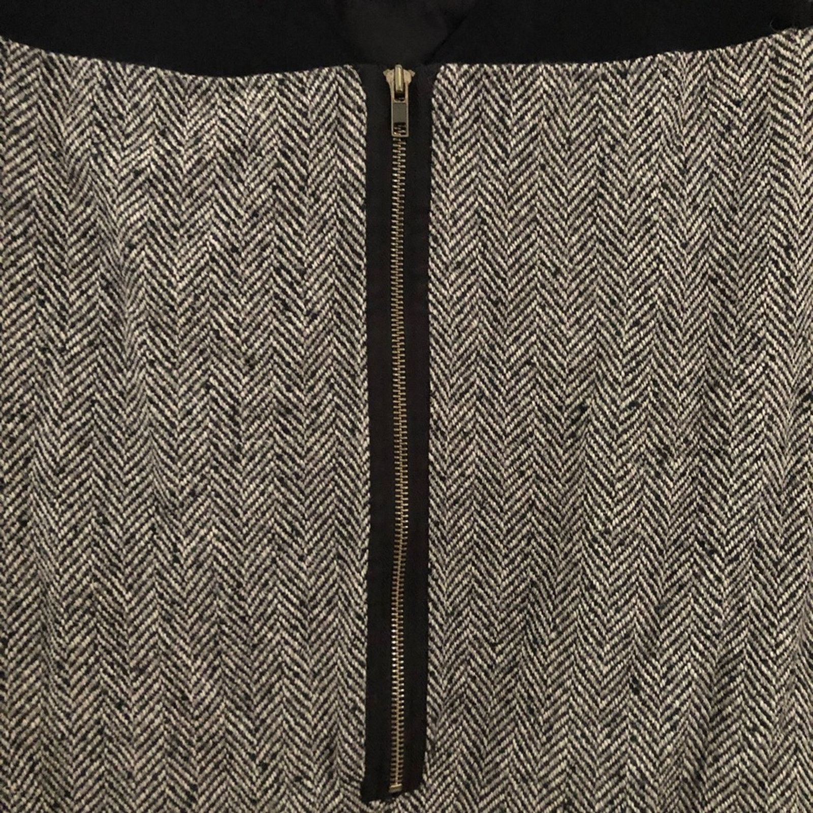 Bcbgmaxazria BCBG gathered satin chiffon herringbone tweed dress 8 Size M / US 6-8 / IT 42-44 - 5 Thumbnail