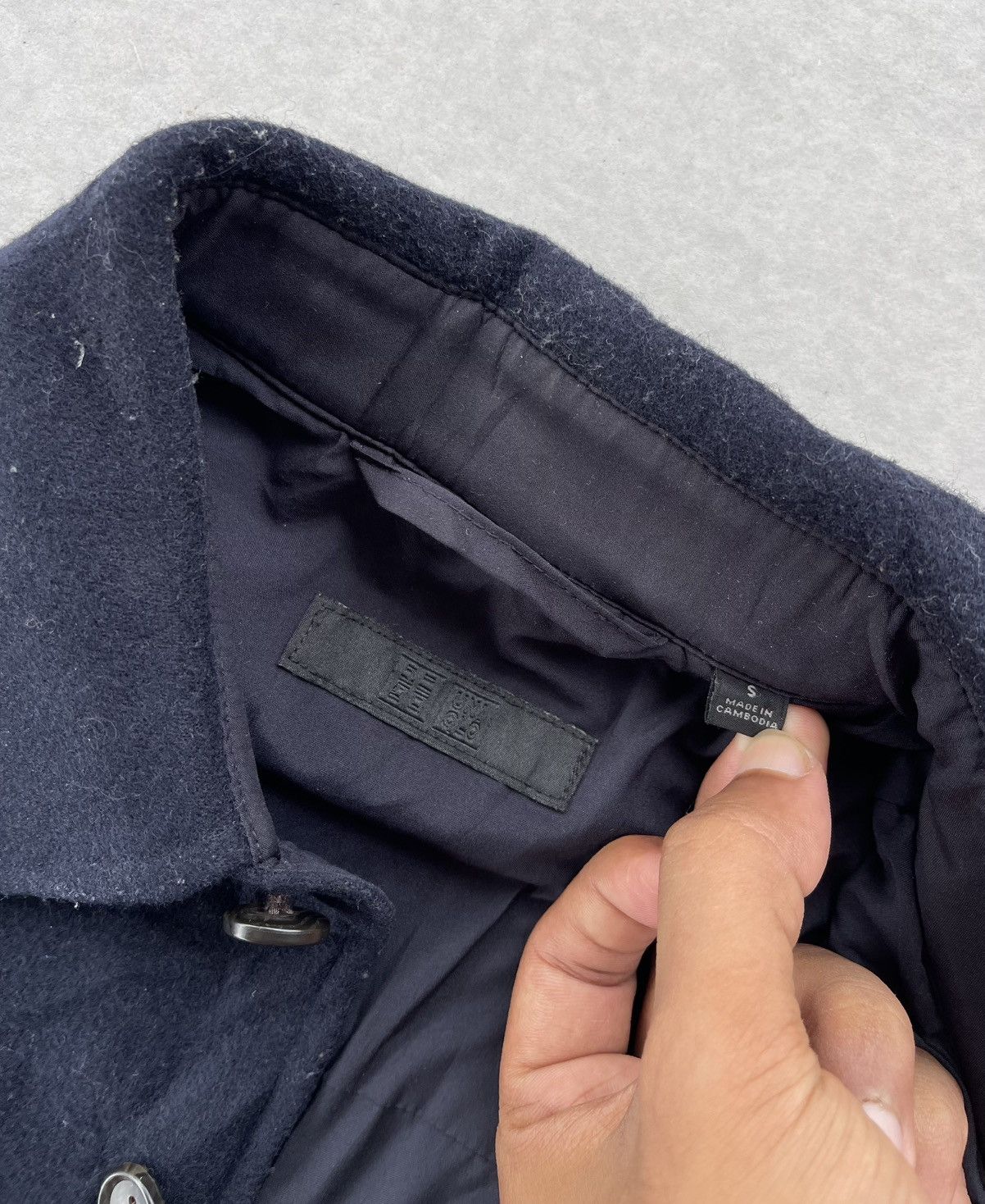 Alexander Wang × Uniqlo UNIQLO MEN'S WORKSHIRT BUTTON DOWN Size US S / EU 44-46 / 1 - 9 Thumbnail
