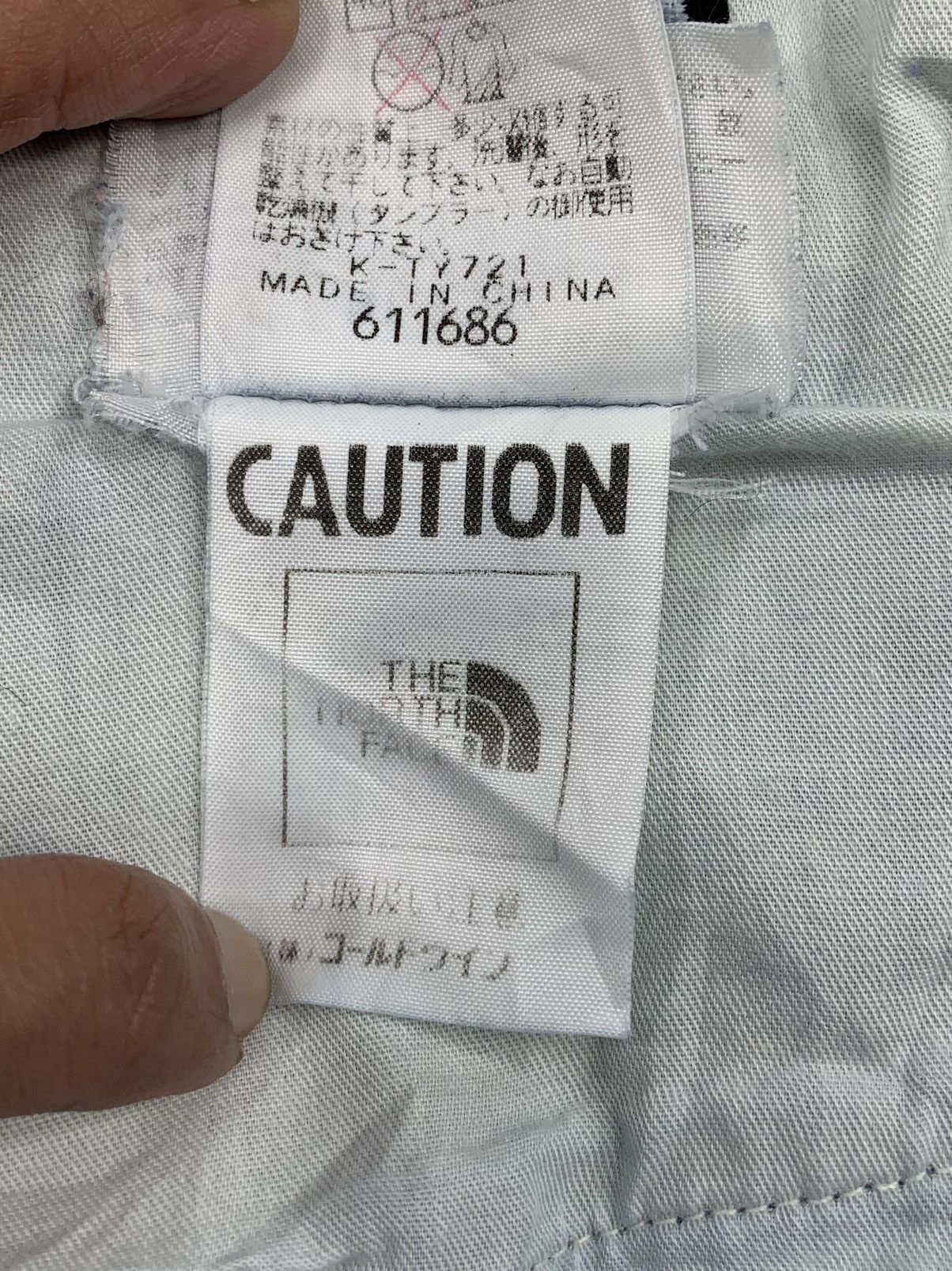 The North Face Vintage The North Face Distressed Short Pants Size US 31 - 18 Thumbnail