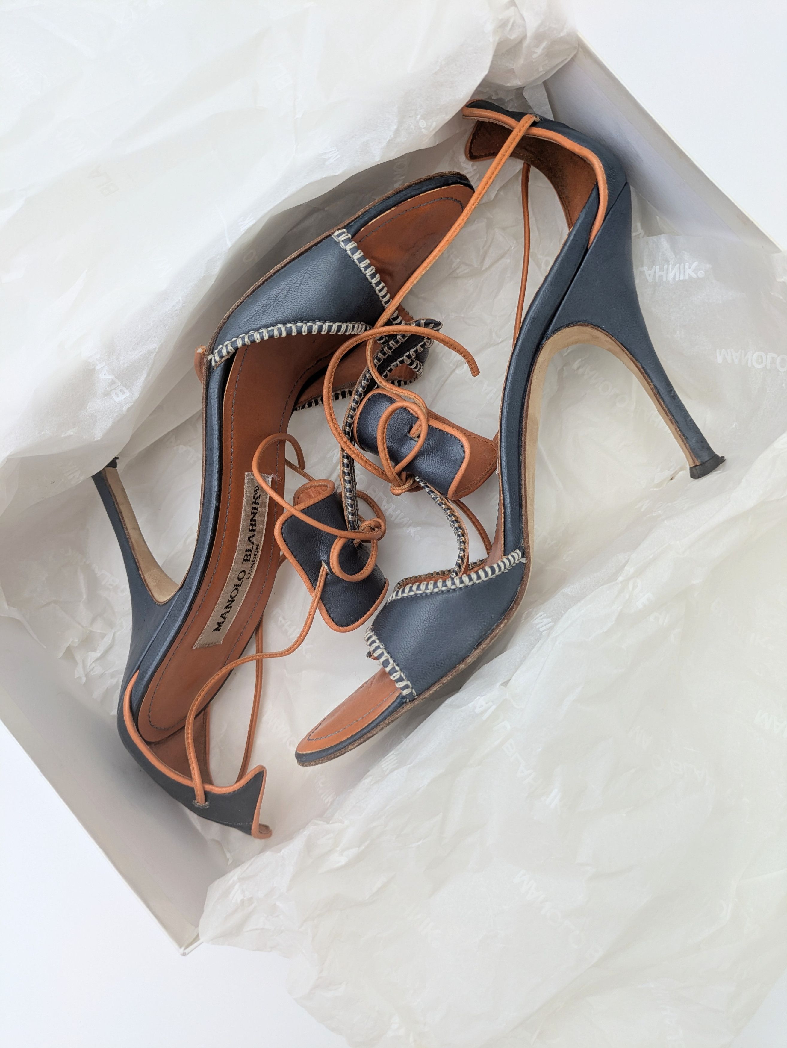Manolo Blahnik Vintage Manolo Blahnik blue tan t-bar heels early 2000s Size US 6.5 / IT 36.5 - 2 Thumbnail
