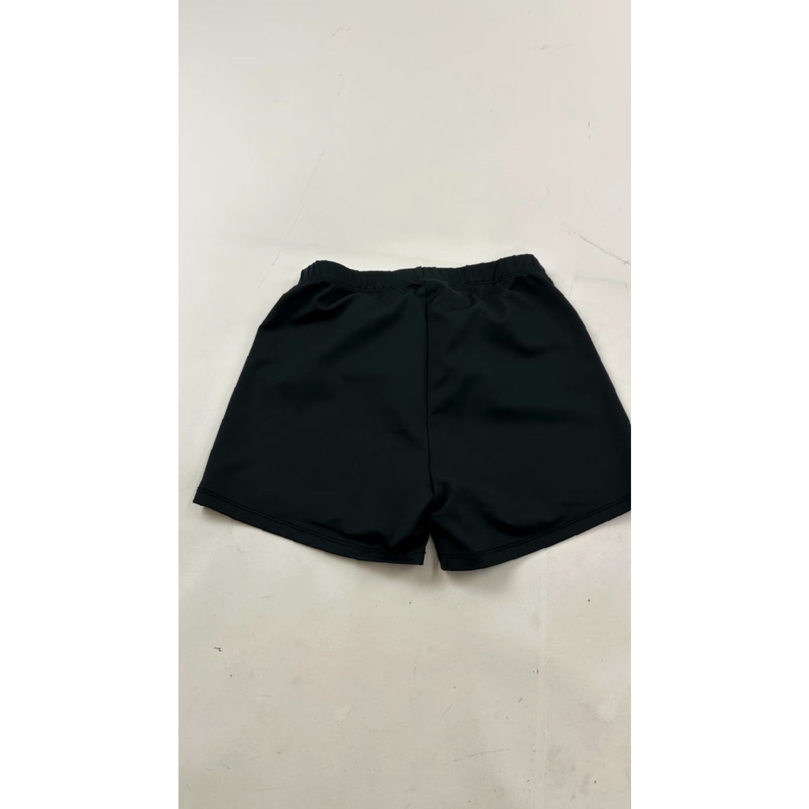 Mizuno Mizuno Shorts Women Medium Black Drylite Lightweight Performance Stretch Pull On Athletic Compression Gym & Training Running & Jogging 90s? Size 42" / US 20 - 4 Thumbnail