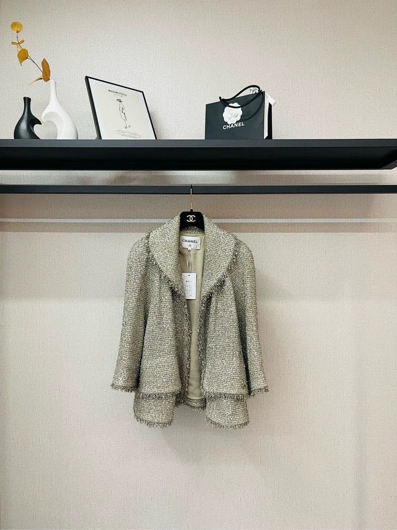 Chanel Chanel Silver-gray tweed gold silk jacket 2504-Nextarrow Size M / US 6-8 / IT 42-44 - 1 Thumbnail
