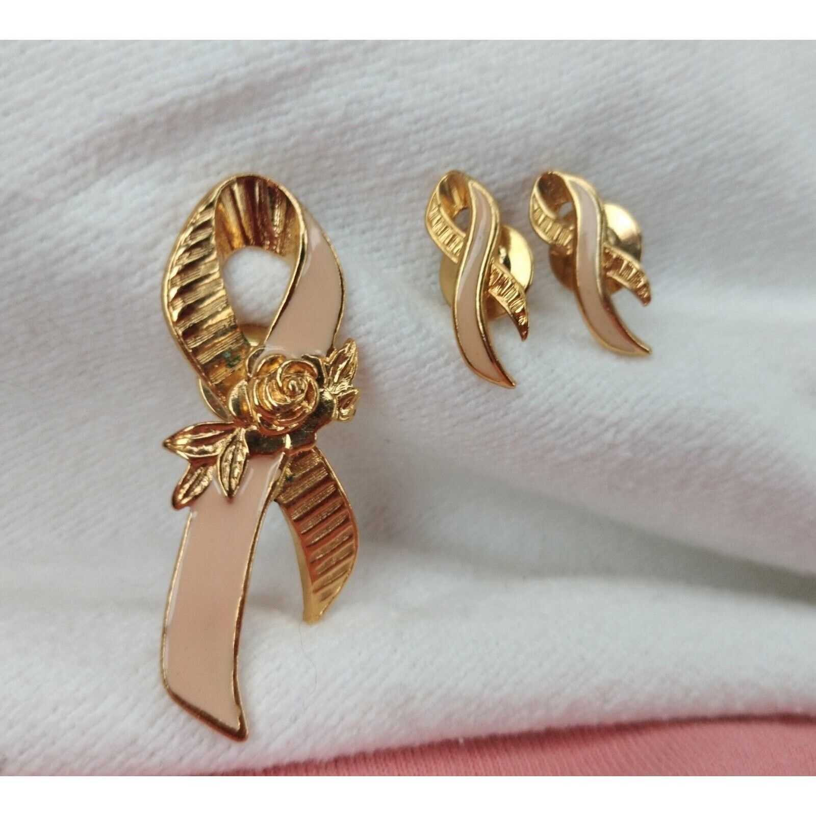 Vintage Avon Breast Cancer Awareness Pin Earring Set Rose Pink Ribbo Size ONE SIZE - 2 Thumbnail