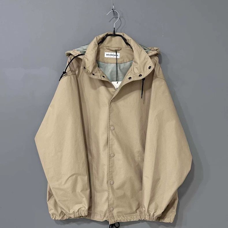 Balenciaga Logo Zip Beige Jacket - dmc