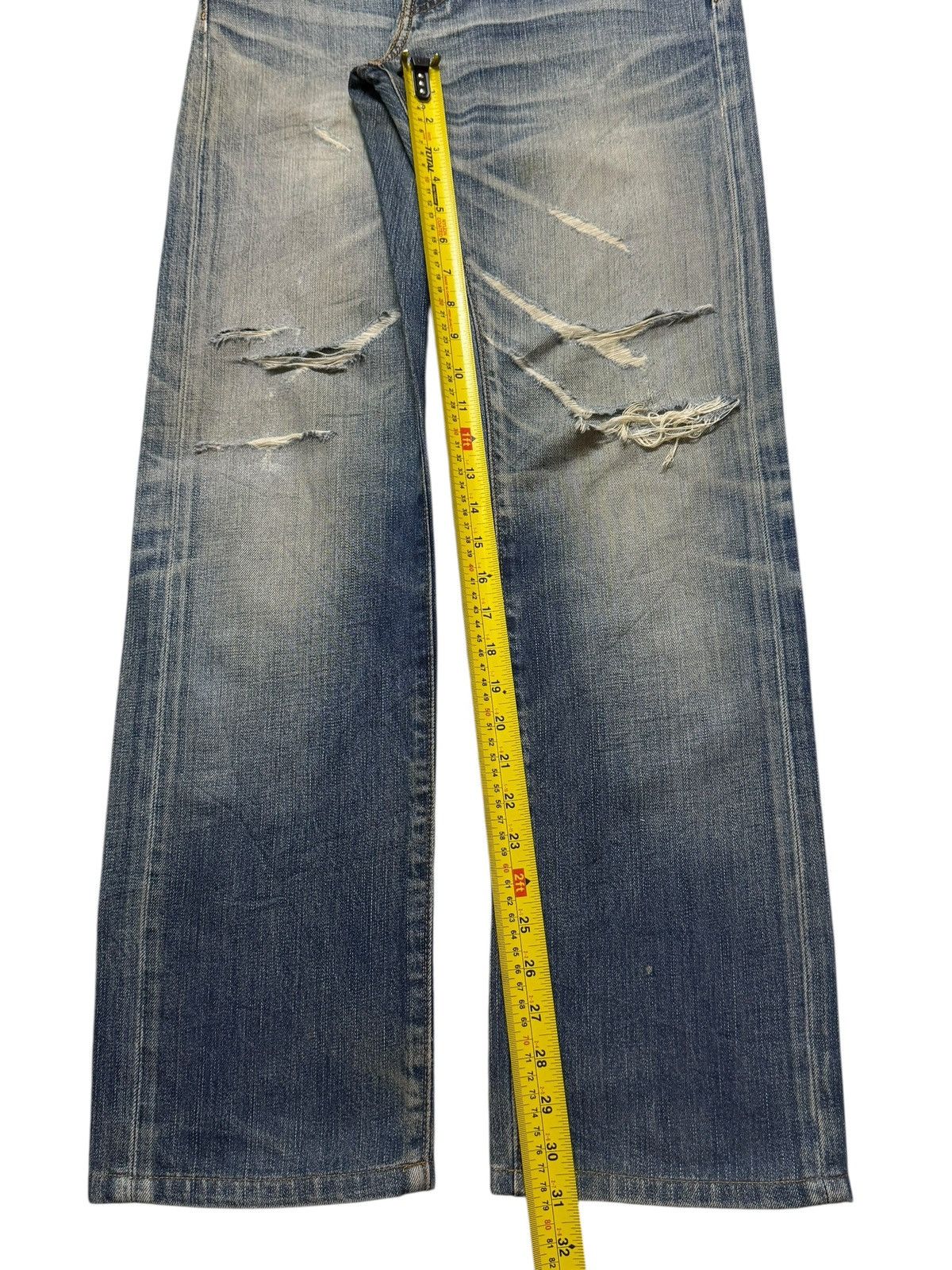 Levi's Vintage Clothing Vintage Y2K Levis 505 Blue Faded Wash Whiskers Distressed Size US 30 / EU 46 - 10 Thumbnail