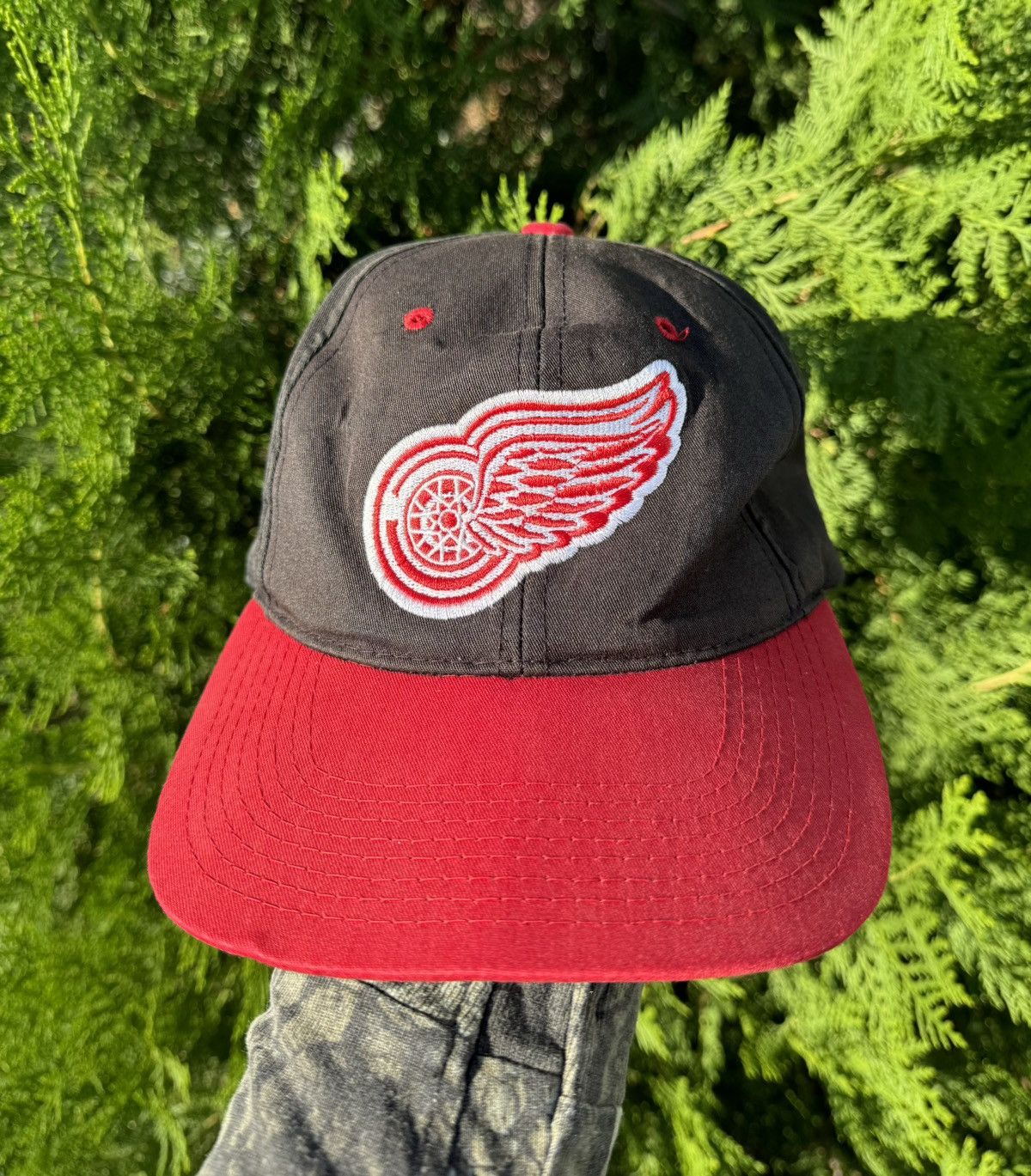 NHL Vintage 90s Detroit Red Wings Sports Specialties Cap Size ONE SIZE - 1 Thumbnail