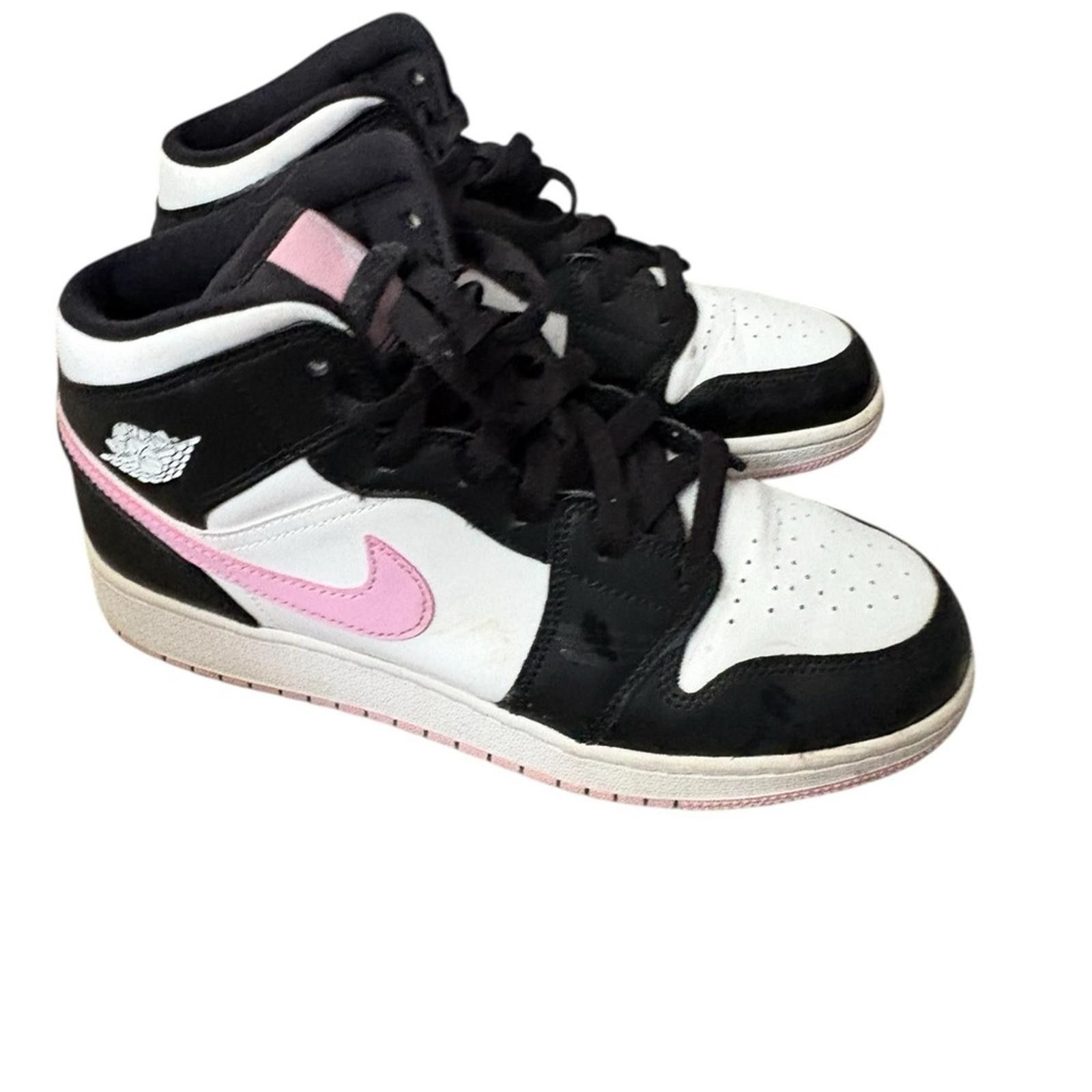 Nike Nike Air Jordan 1 Mid GS White Light Arctic Pink 555112-103 Size US 8.5 / IT 38.5 - 4 Thumbnail
