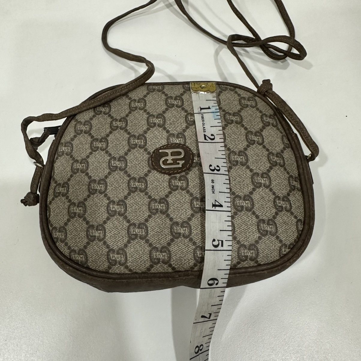 Gucci ‼️YES‼️ VINTAGE GUCCI GG PLUS CROSSBODY SHOULDER BAG Size ONE SIZE - 8 Thumbnail