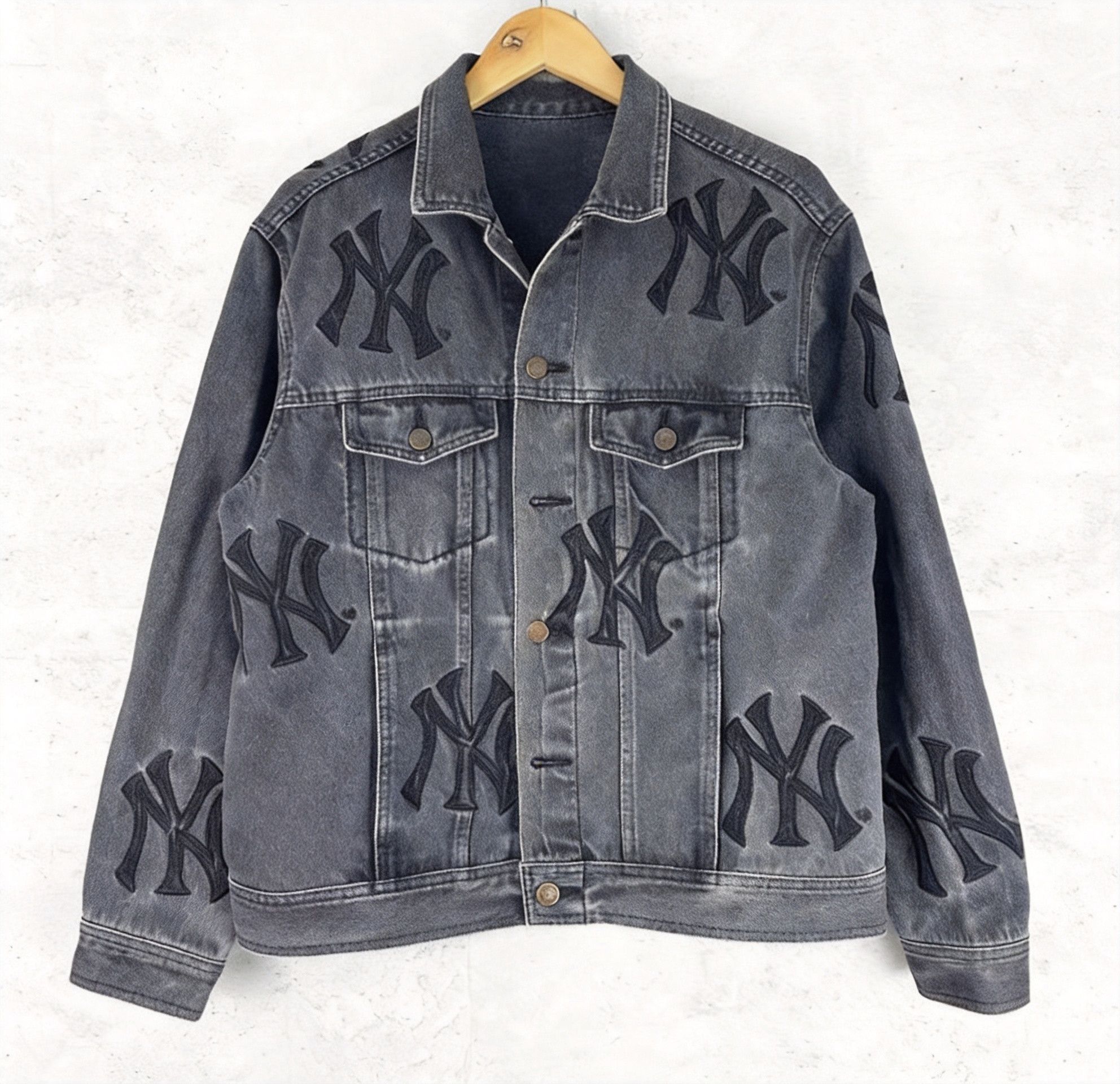 Supreme Supreme Radial Embroidered Denim Trucker Jacket | Grailed