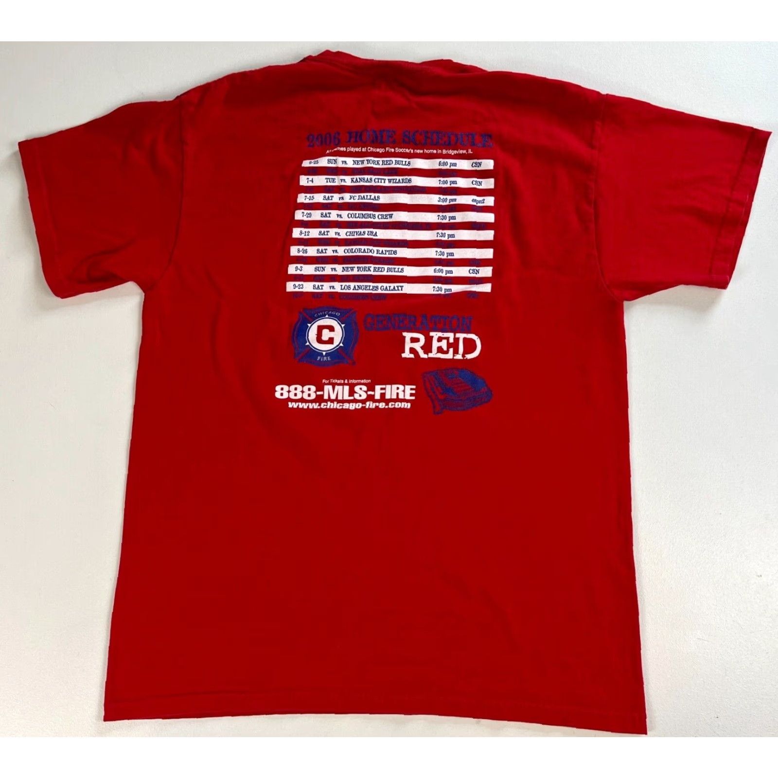 Fruit Of The Loom Chicago Fire Soccer Club T-Shirt Vintage 2006 Generation Red MLS Sz L Mens Cotton Short Sleeve Crew Neck Size US L / EU 52-54 / 3 - 2 Thumbnail