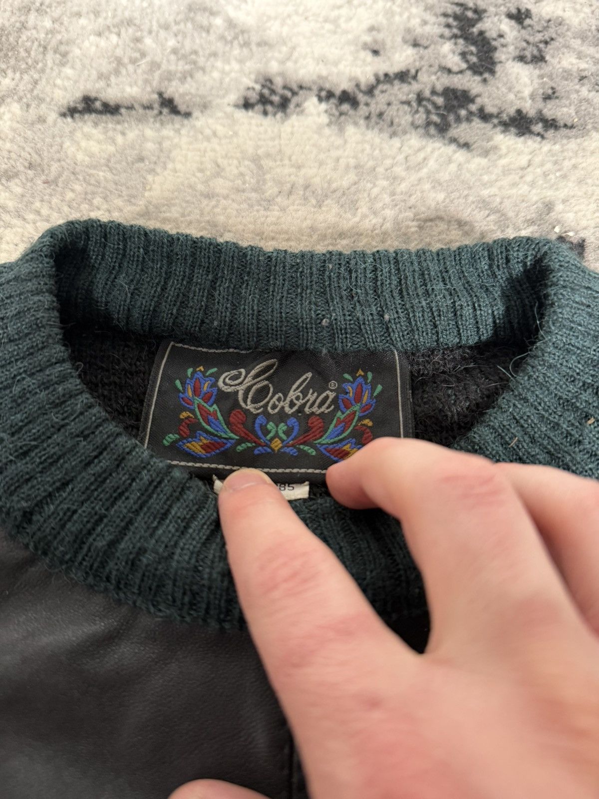 Vintage Vintage Leather Patch Alpaca Wool Blend Sweater Size US M / EU 48-50 / 2 - 5 Thumbnail