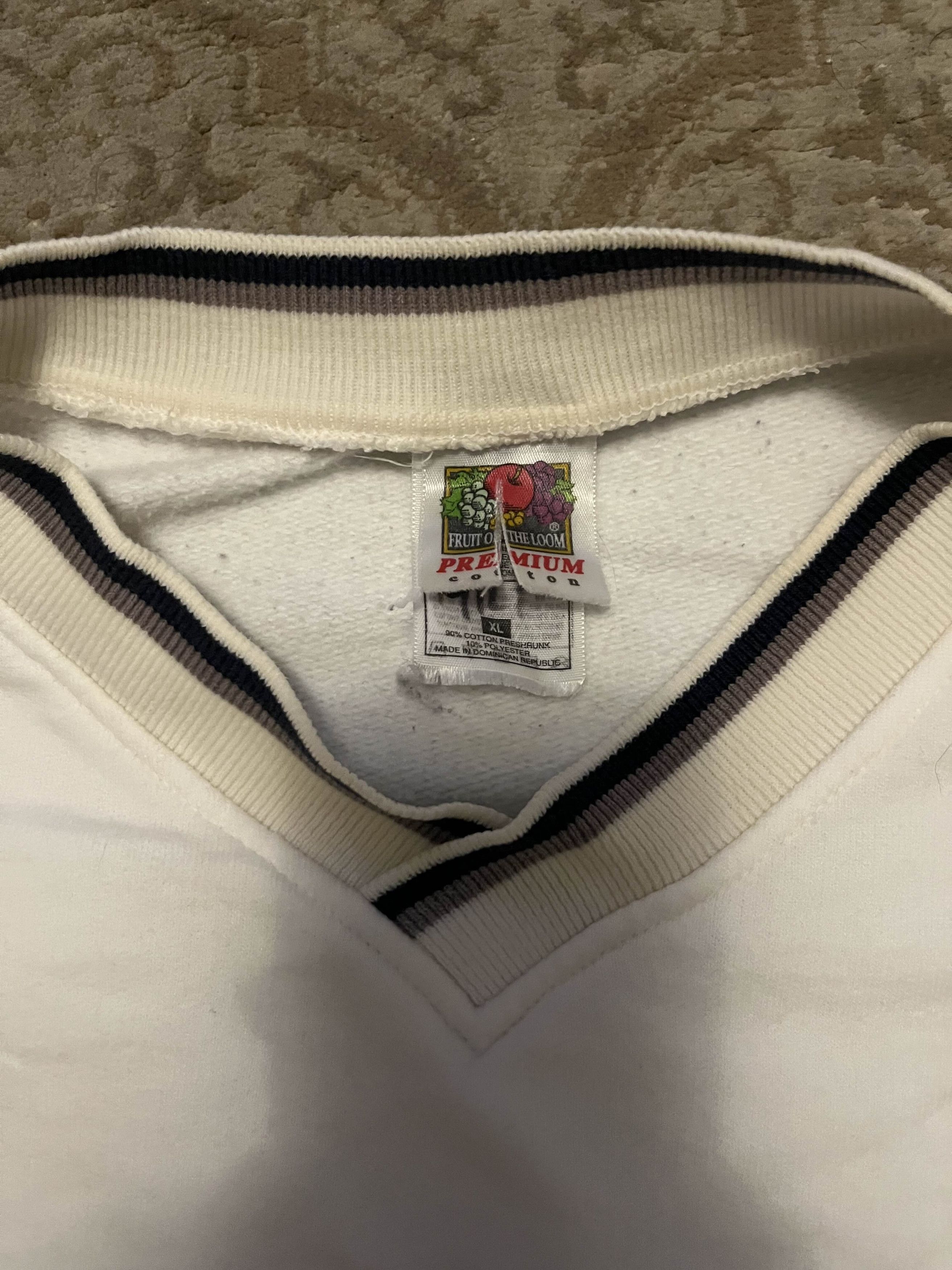 Fruit Of The Loom Vintage Fruit of the Loom Crewneck XL Size US XL / EU 56 / 4 - 2 Thumbnail