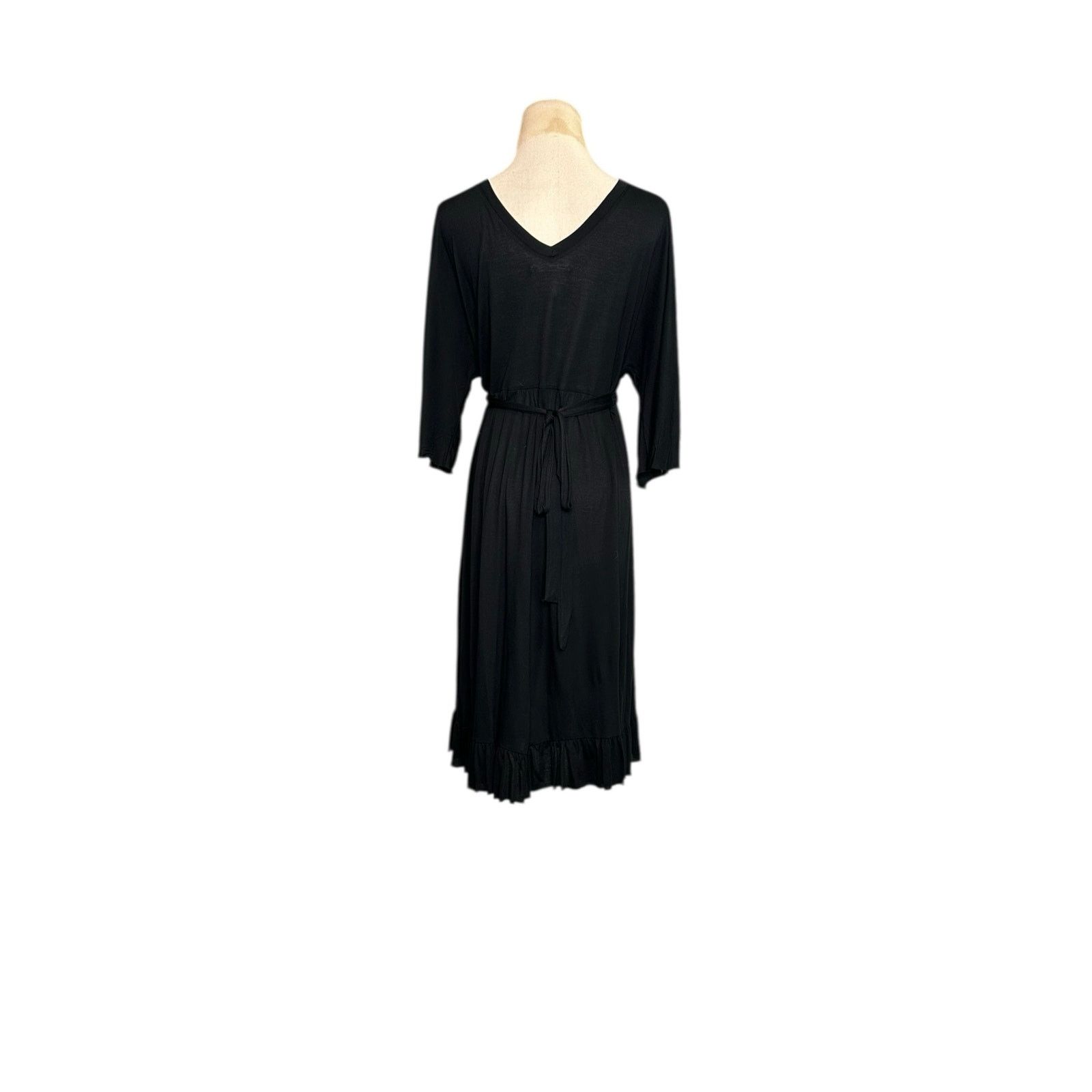 Velvet Velvet by Graham & Spencer Black Dress size Medium Size M / US 6-8 / IT 42-44 - 21 Thumbnail