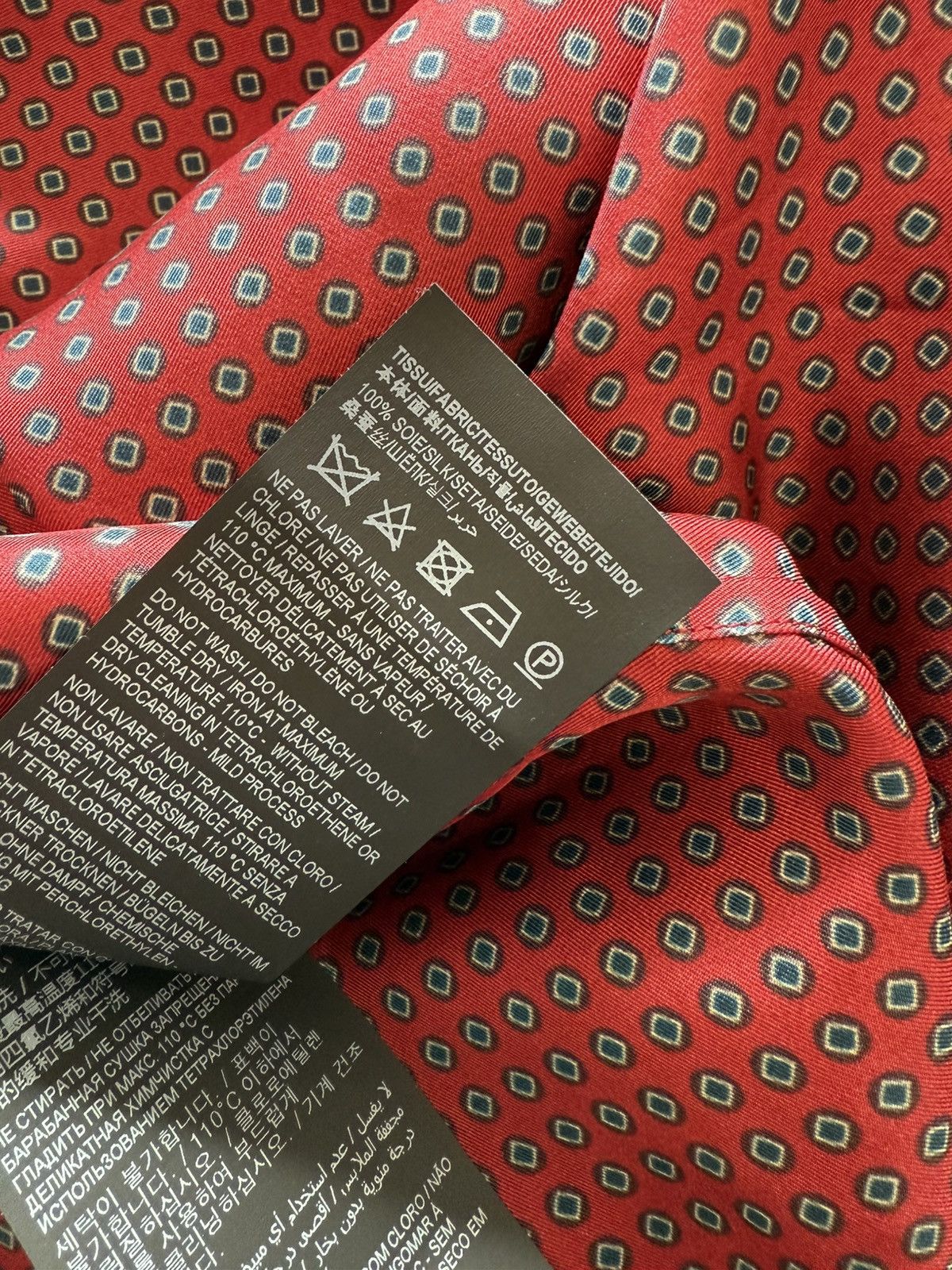 Saint Laurent Paris SS23 Saint Laurent Silk Diamond Shirt Size US M / EU 48-50 / 2 - 12 Thumbnail