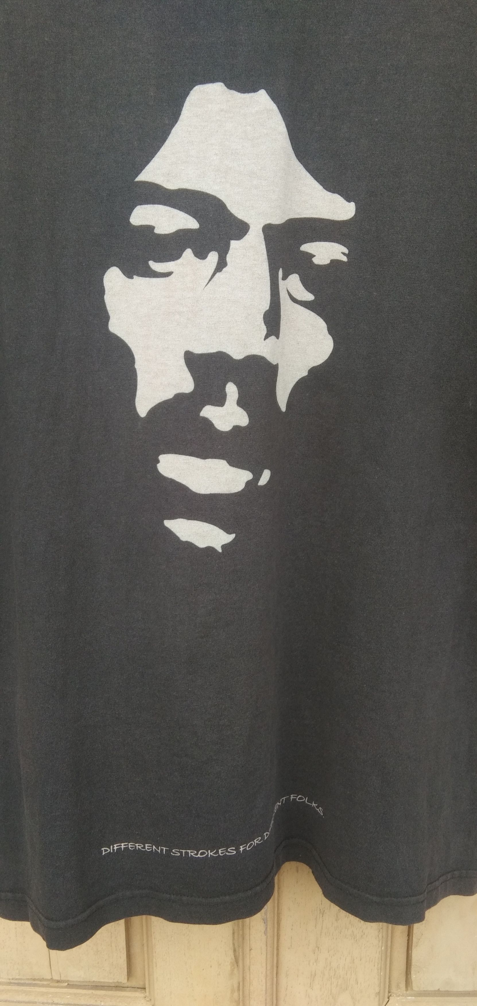 Band Tees Vtg 00s Jimi hendrix tees Size US L / EU 52-54 / 3 - 2 Thumbnail