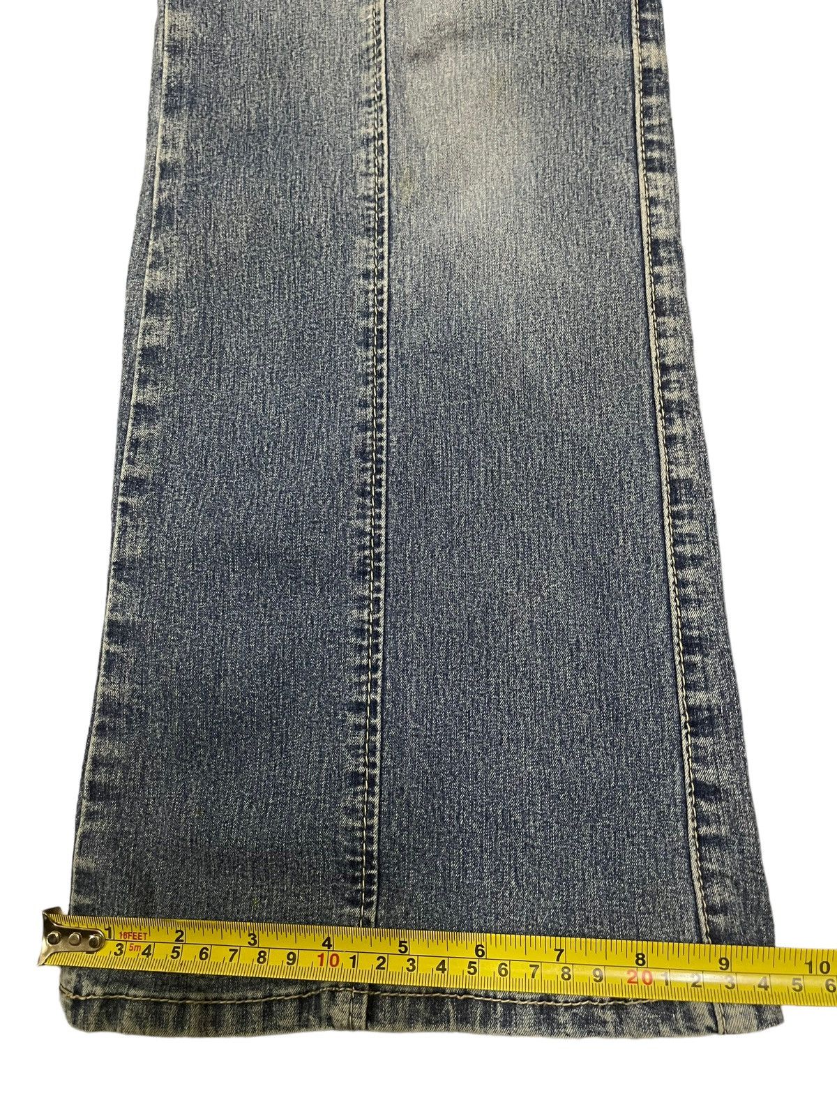 Japanese Brand Vintage Japanese Brand Blue Wash Style Flare Jeans Size US 32 / EU 48 - 15 Thumbnail