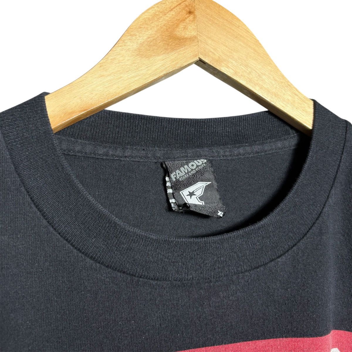 Famous Stars And Straps Vintage Famous Stars Skateboards Uzi Gun Tee / Travis Barker Size US XL / EU 56 / 4 - 4 Thumbnail