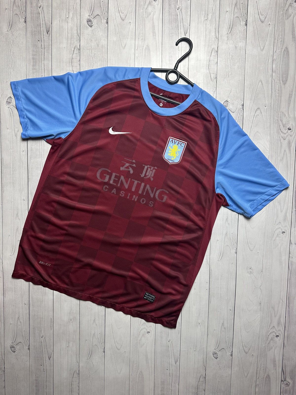 Nike × Vintage Vintage Nike Aston villa soccer jersey size XL red Size US XL / EU 56 / 4 - 1 Thumbnail