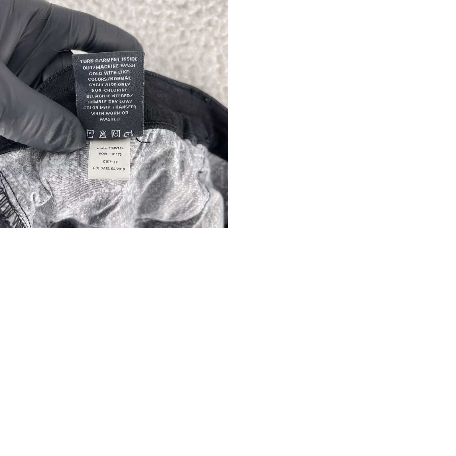 Torrid Torrid Jeans Women Plus Size 28 Black Denim Cropped Skinny High-Rise Frayed Hem Lace Detail Pocket 5-Pocket Size 28" / US 6 / IT 42 - 10 Thumbnail