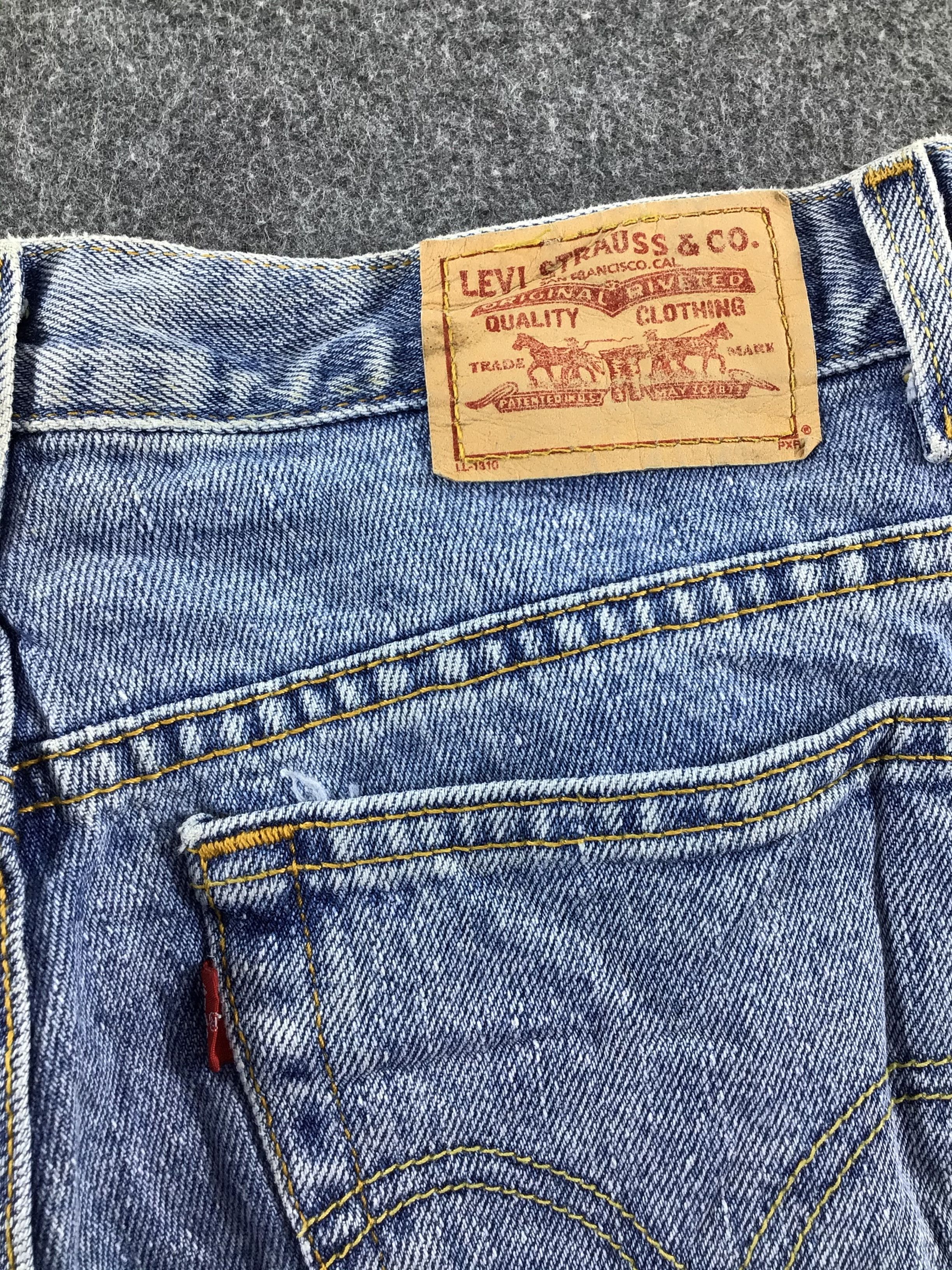 Levi's Vintage Levis 550 Jeans Blue Stone Washed -J523 Size US 31 - 5 Thumbnail