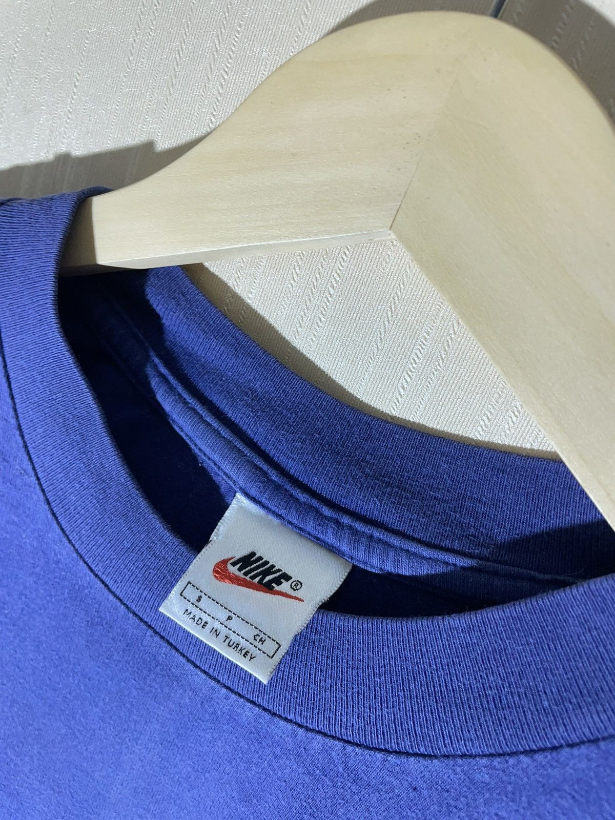 Nike × Vintage Nike vintage T shirt 90s Size US S / EU 44-46 / 1 - 6 Thumbnail