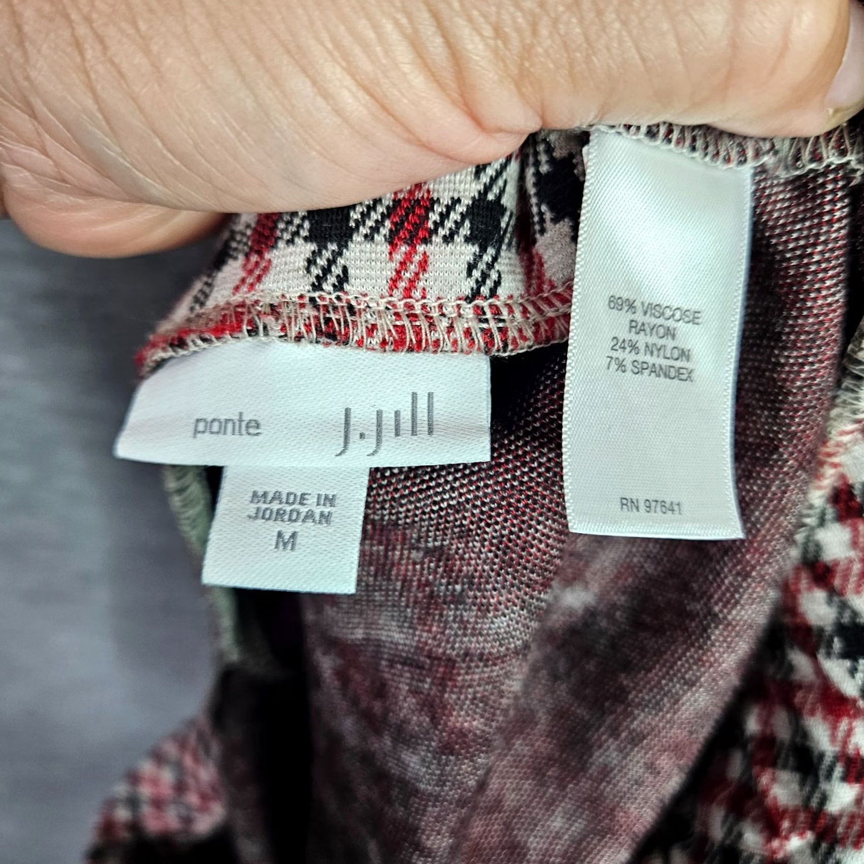 J. Jill J.jill Skirt Pante Women's Pull on Elastic waist Red White Plaid Mini Size M Multicolor Border A-Line Short Short Term? Size 32" / US 10 / IT 46 - 3 Thumbnail