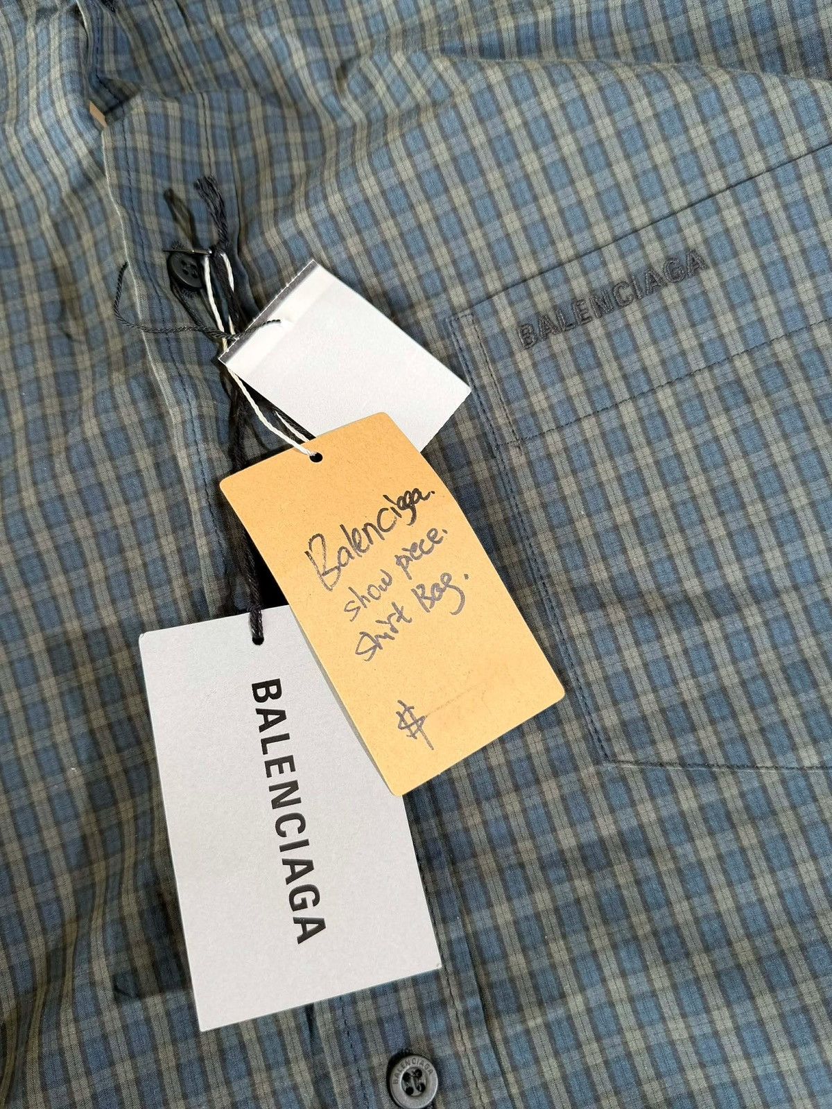 Balenciaga Balenciaga Spring/Summer 2025 Garde Robe Shirt Bag Size ONE SIZE - 6 Thumbnail