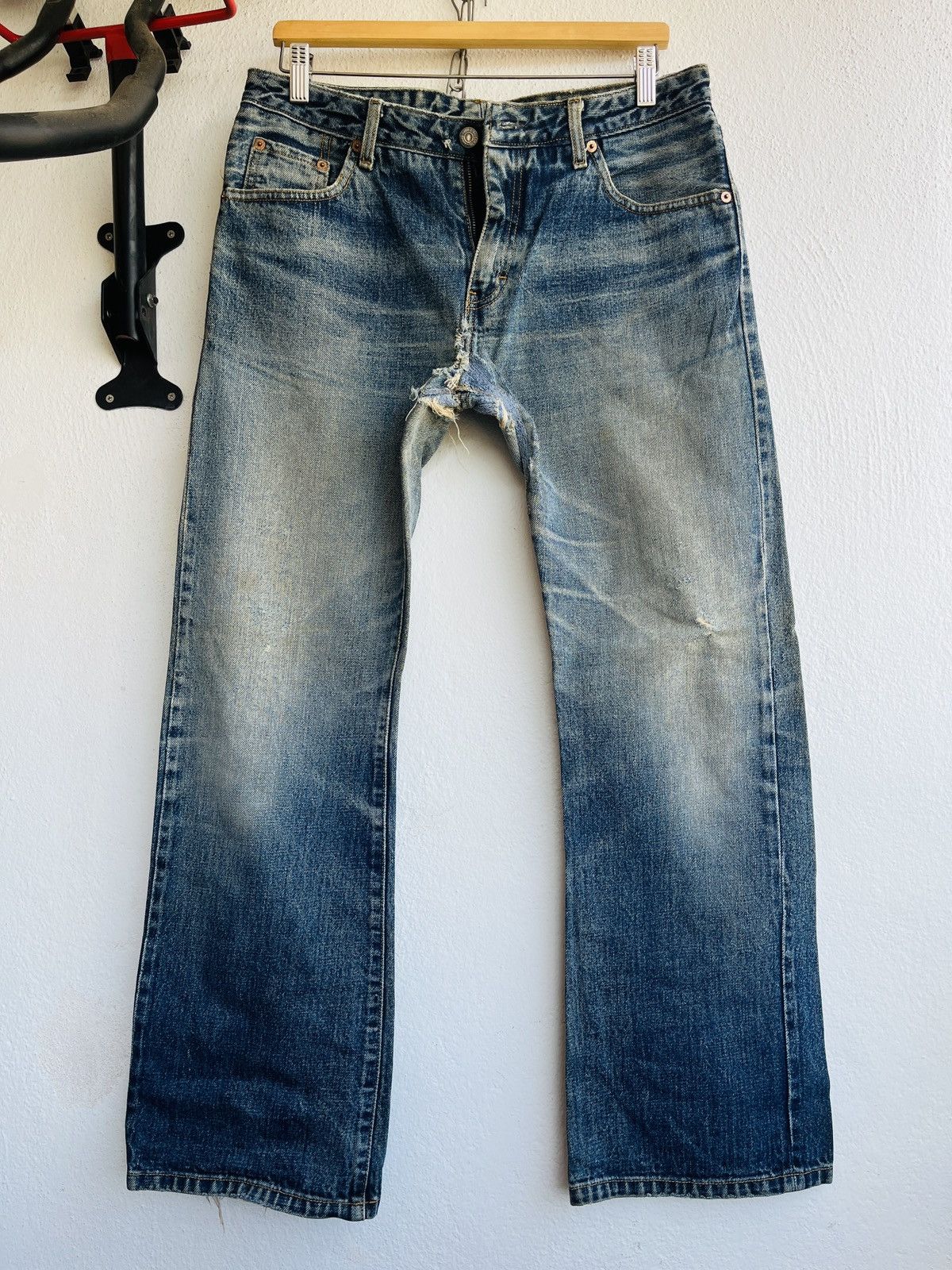 Vintage Levi's R Tag Distresse Selvedge Jeans Talon Zipper