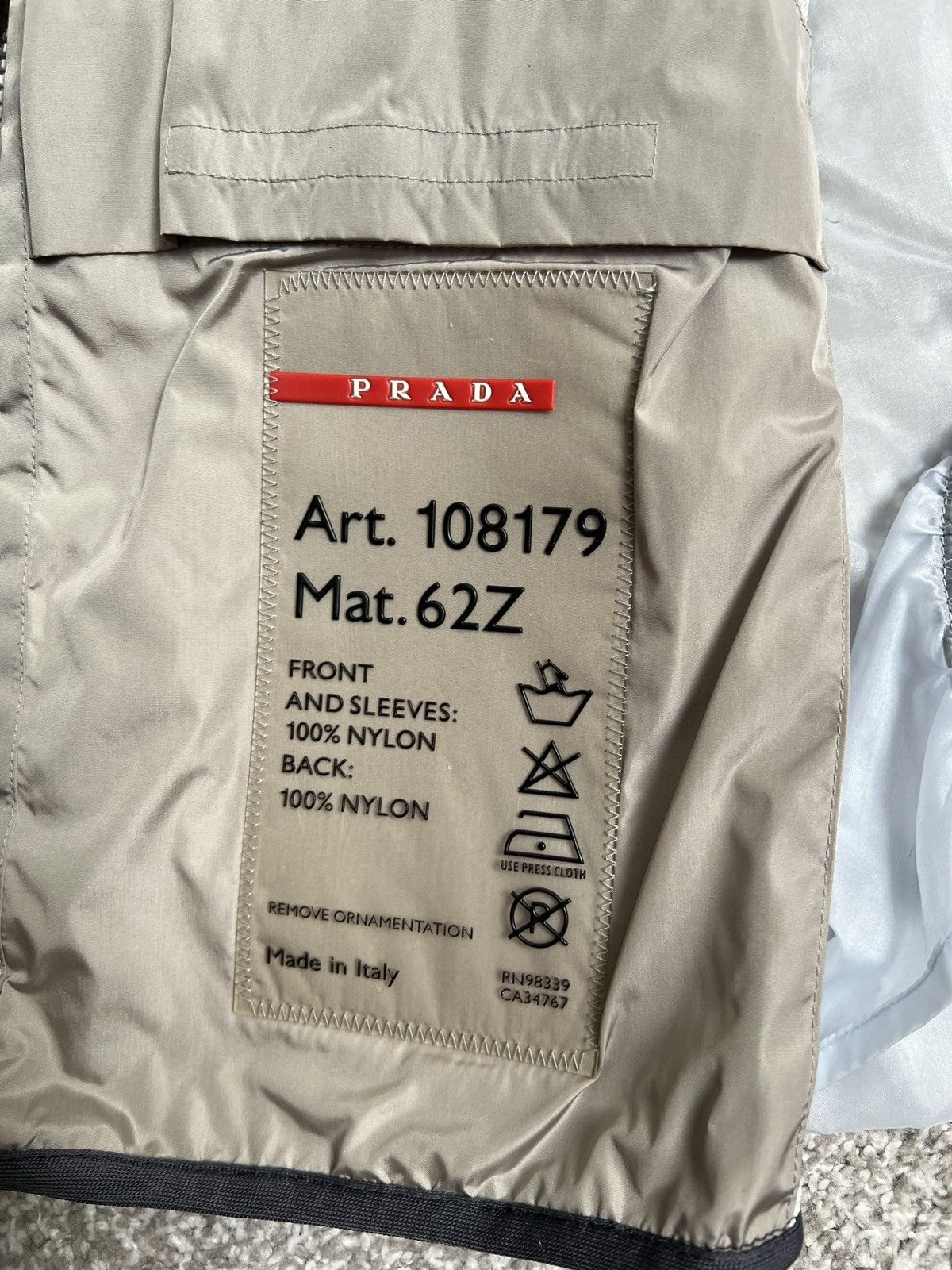 Prada Vintage Prada Linea Rossa Nylon Jacket – Size IT 42 (UK 10) Size M / US 6-8 / IT 42-44 - 7 Thumbnail