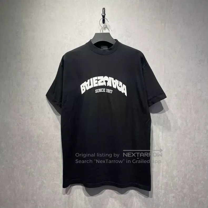 Balenciaga Balenciaga Reversed Logo Letter Embroidery Short Sleeve Size US M / EU 48-50 / 2 - 1 Thumbnail