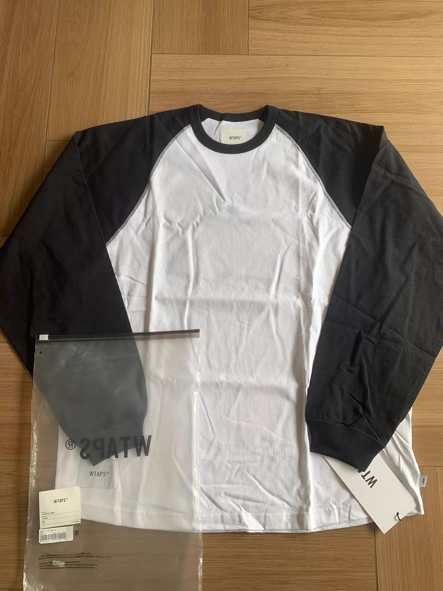 Wtaps WTAPS IAN LS Cotton Dropped Shoulder T-Shirt Size 4 Size US XL / EU 56 / 4 - 1 Thumbnail