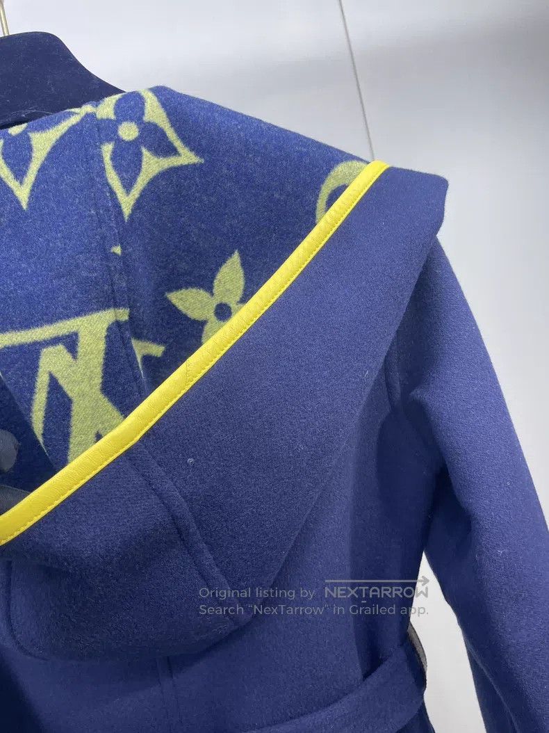 Louis Vuitton Louis Vuitton Blue bathrobe coat Size XXS / US 00 / IT 34 - 3 Thumbnail