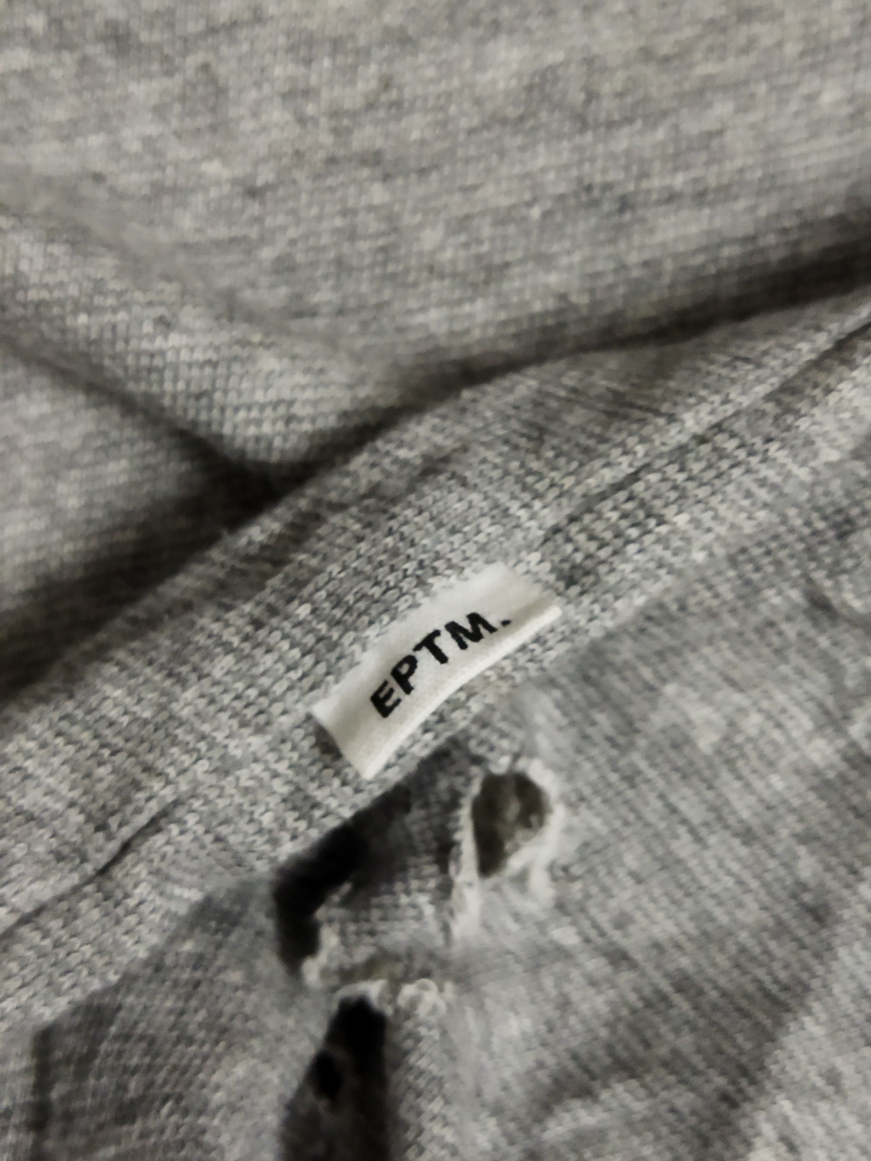 EPTM. EPTM Distressed Design Tee Size US L / EU 52-54 / 3 - 4 Thumbnail