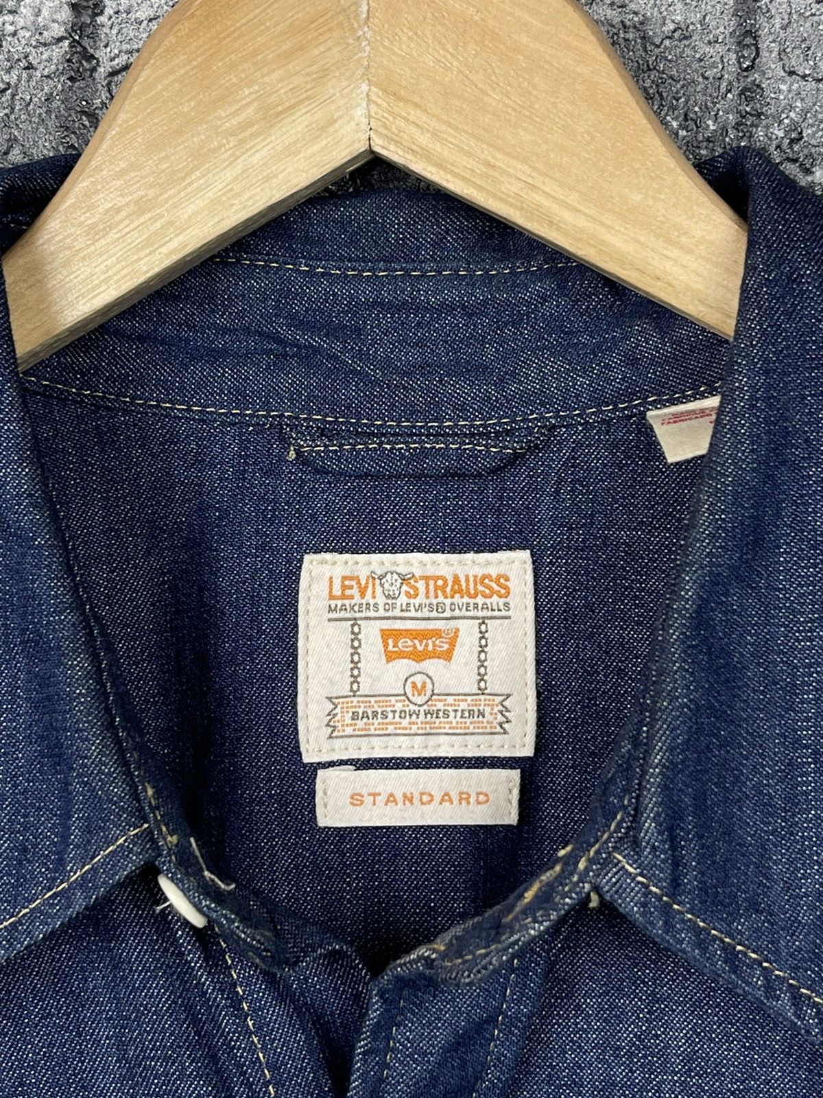 Levi's Vintage Clothing Levi’s Barstow Western Standard Denim Shirt Men’s Size M Size US M / EU 48-50 / 2 - 14 Thumbnail