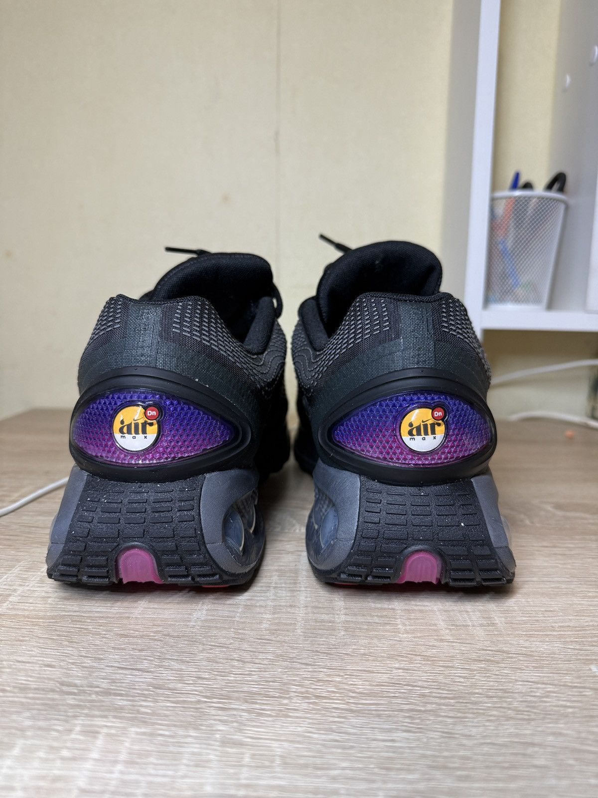 Nike Nike Air Max DN Size US 12 / EU 45 - 4 Thumbnail