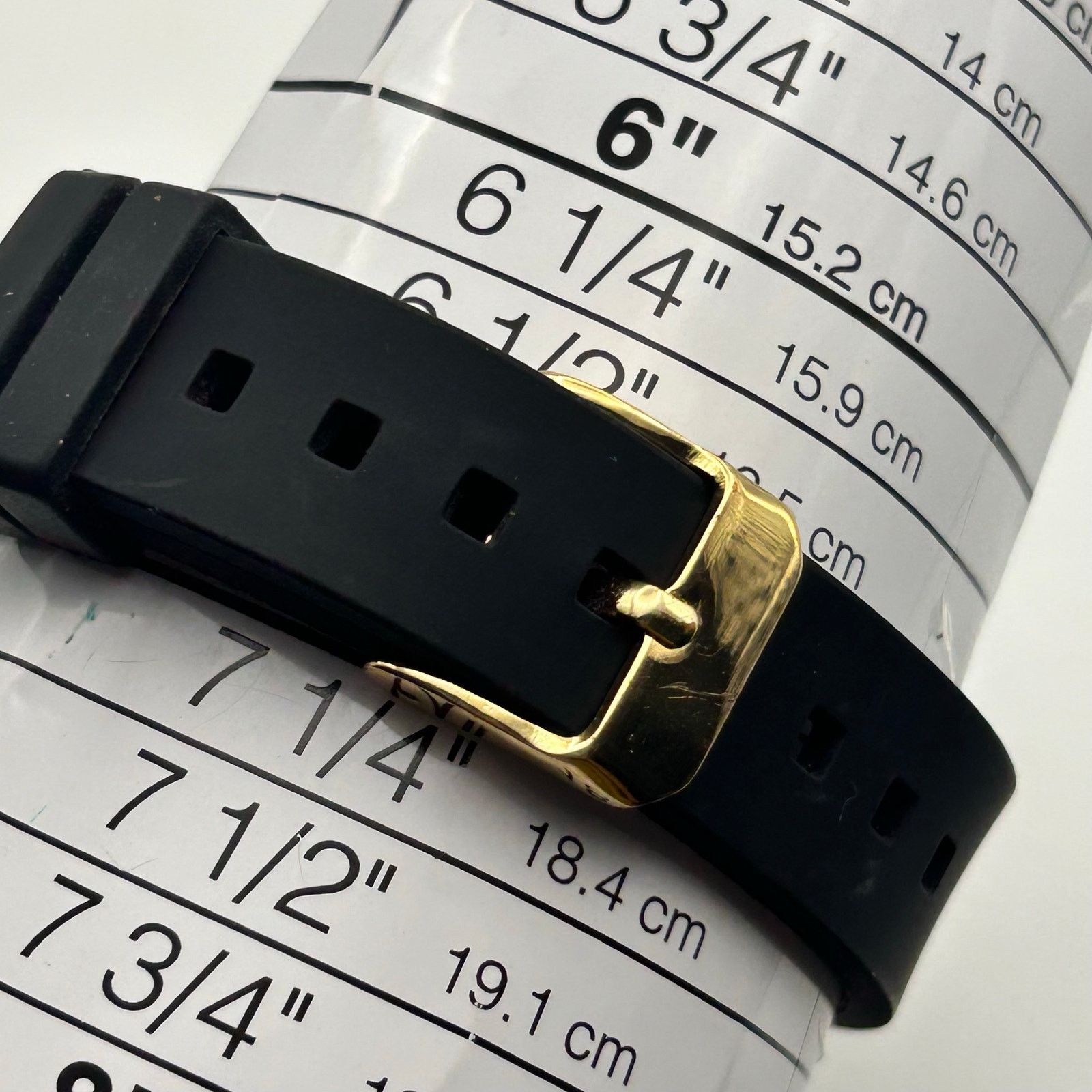 Decree Decree Gold Tone Black Silicon Band Women’s Minimalist Watch Size ONE SIZE - 8 Thumbnail