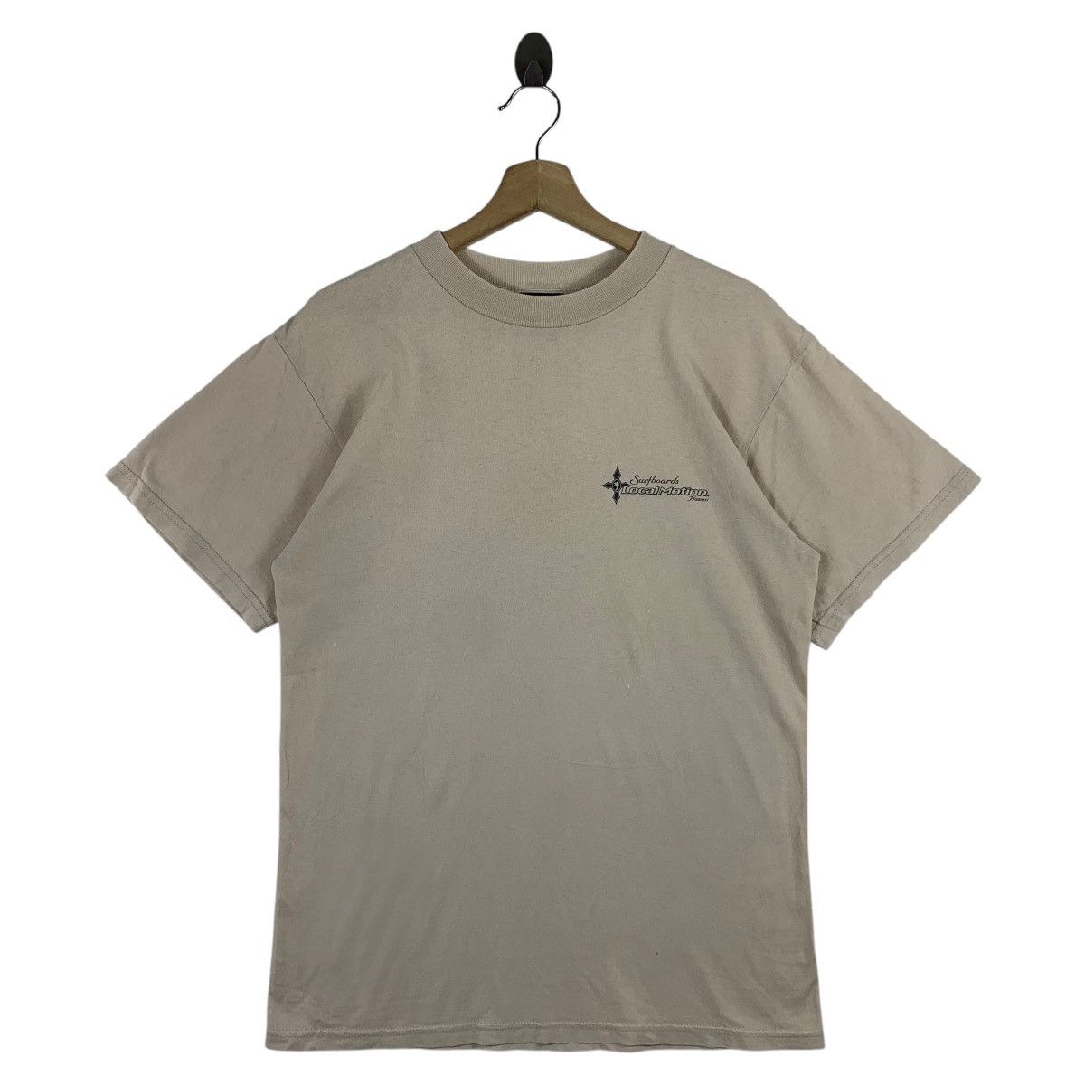Vintage Vintage 90s LOCAL MOTION big logo back hit Surfing tee Size US M / EU 48-50 / 2 - 2 Thumbnail