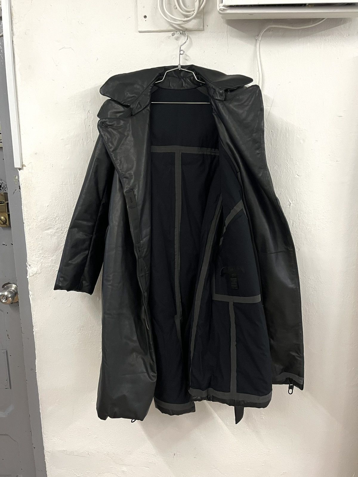 Isaac Sellam Experience ISAAC SELLAM LEATHER PADDED COAT Size US M / EU 48-50 / 2 - 7 Thumbnail
