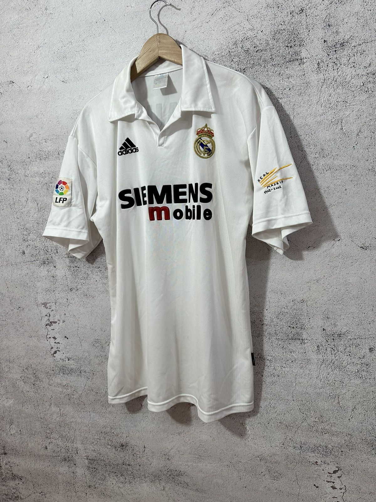 Adidas Real Madrid Home Jersey 2002/2002 Adidas #7 Raul Size US XL / EU 56 / 4 - 3 Thumbnail