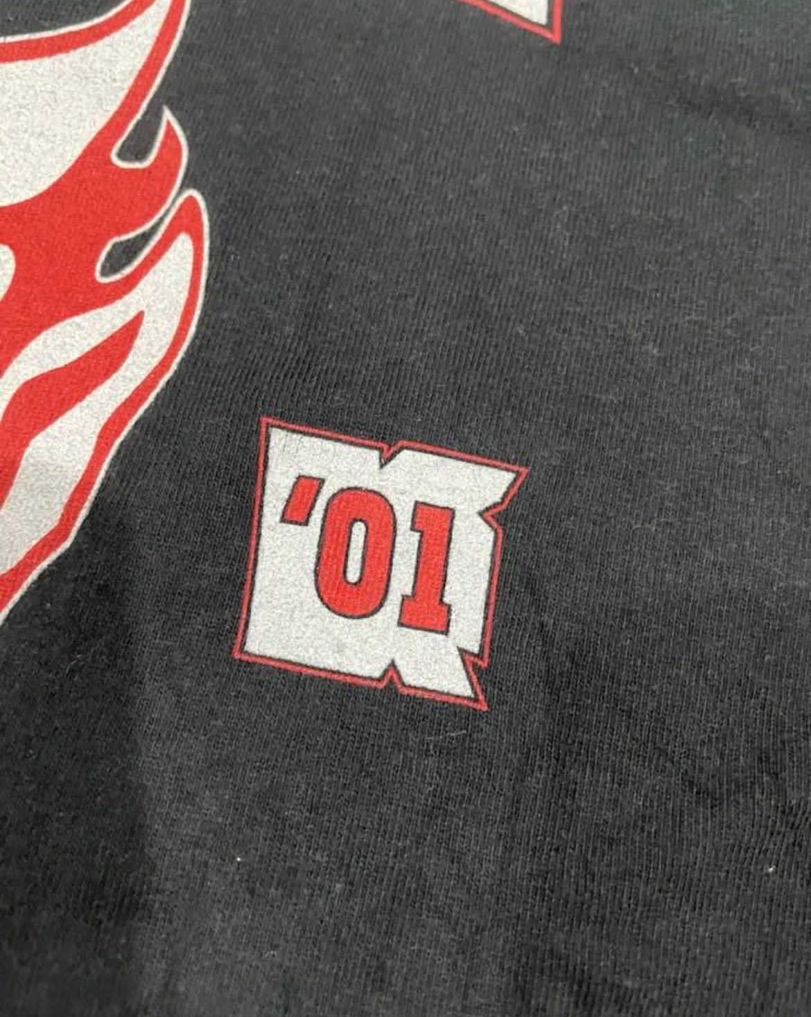 Vintage '01 Deadman Inc Undertaker Vintage Tee Size US L / EU 52-54 / 3 - 10 Thumbnail