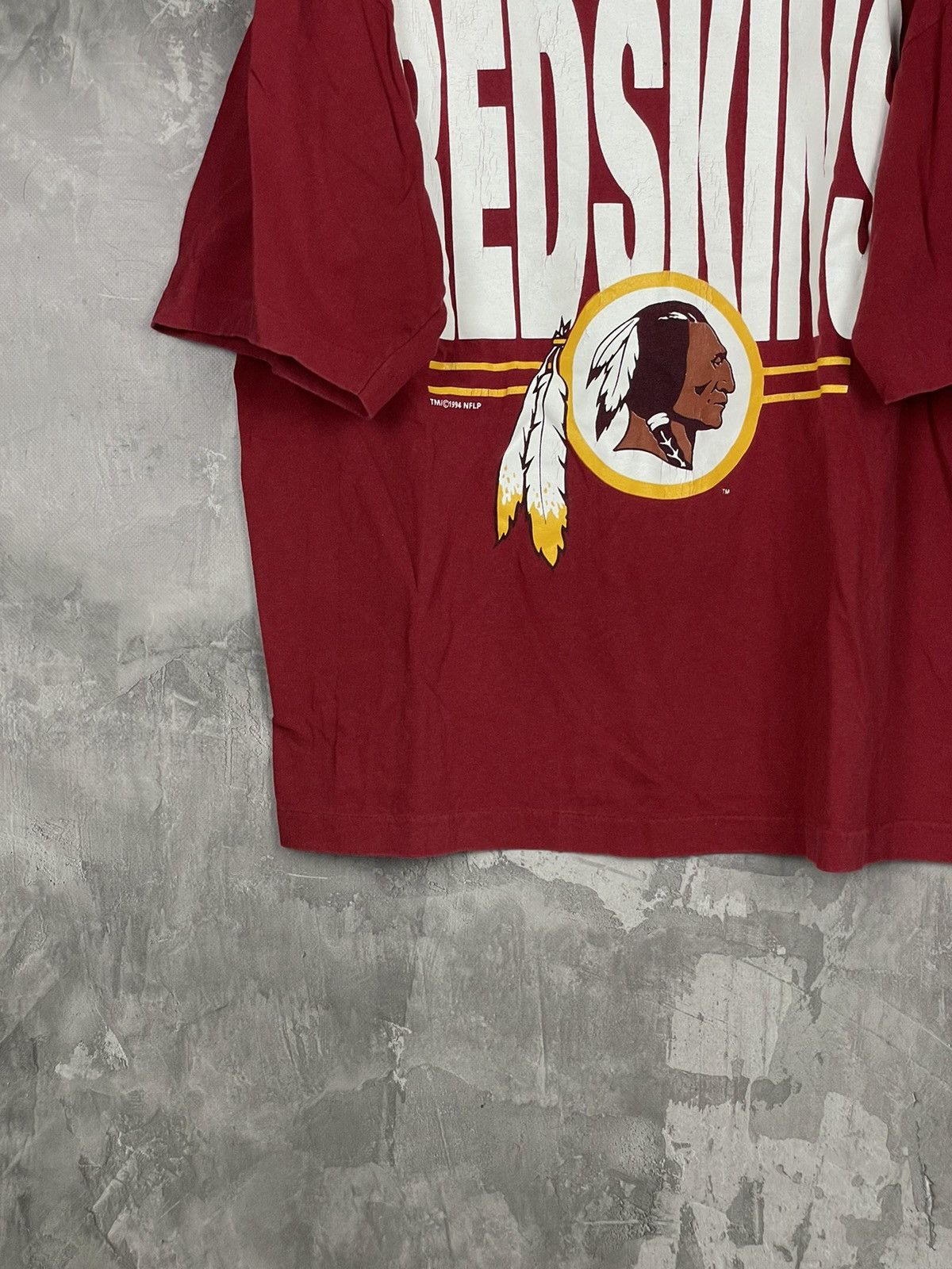 NFL × Vintage VINTAGE 1990s WASHINGTON REDSKINS NFL FOOTBALL T SHIRT Size US XL / EU 56 / 4 - 5 Thumbnail