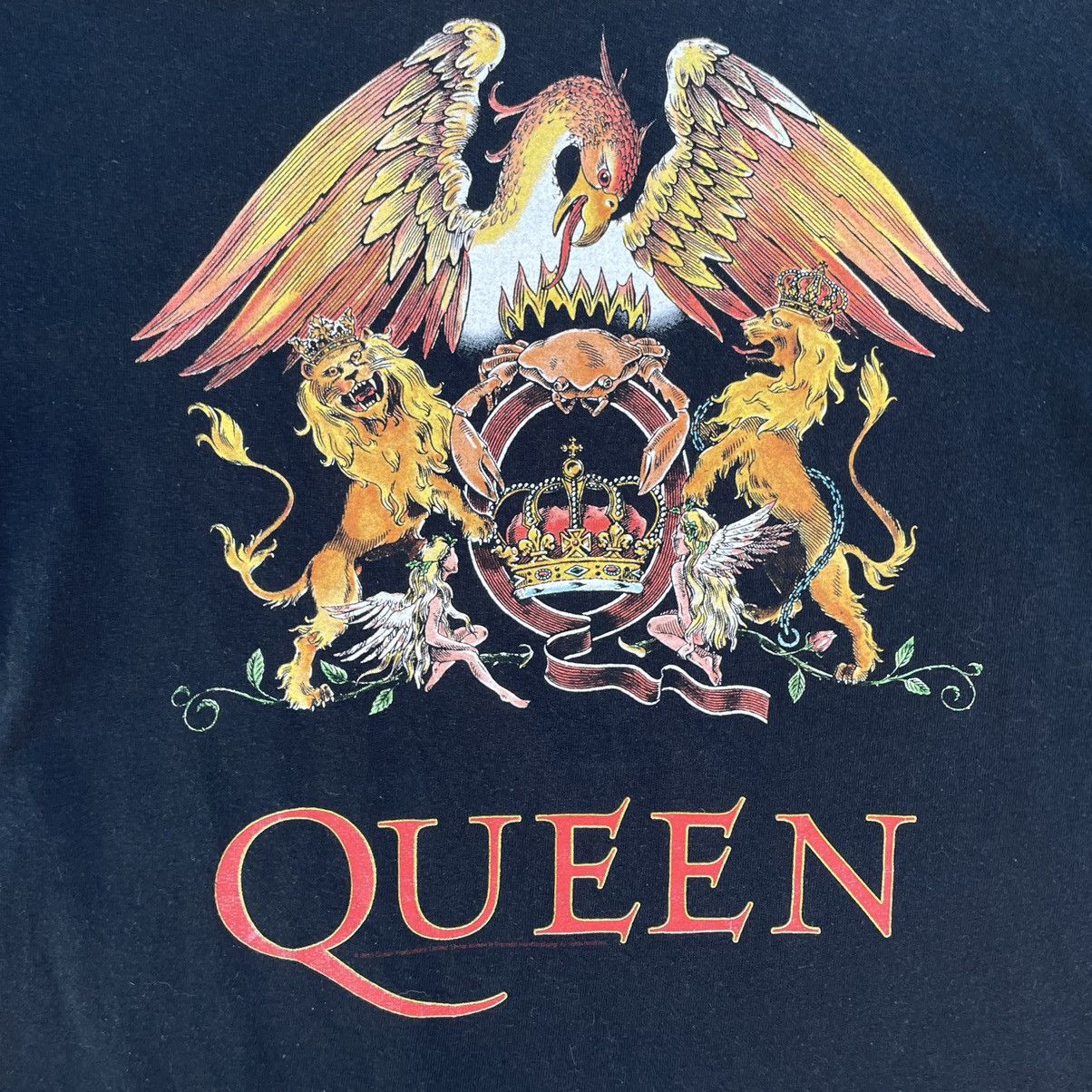 Vintage Vintage Queen T-shirts Rock Tee Black Streetwear 2015 Size US S / EU 44-46 / 1 - 5 Thumbnail