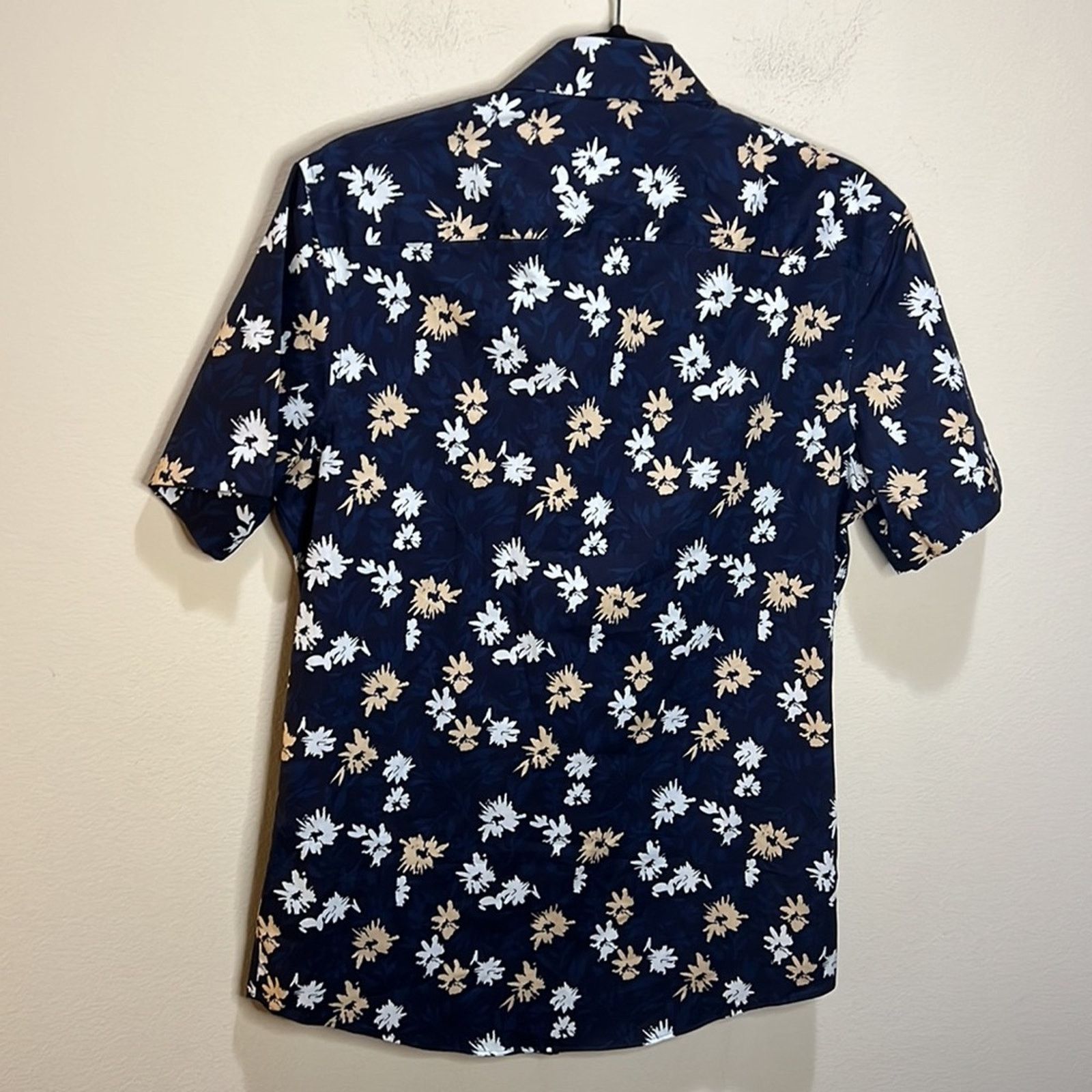 Calibrate Calibrate Non-Iron Floral Print Short Sleeve Button-Up Shirt Size US S / EU 44-46 / 1 - 6 Thumbnail