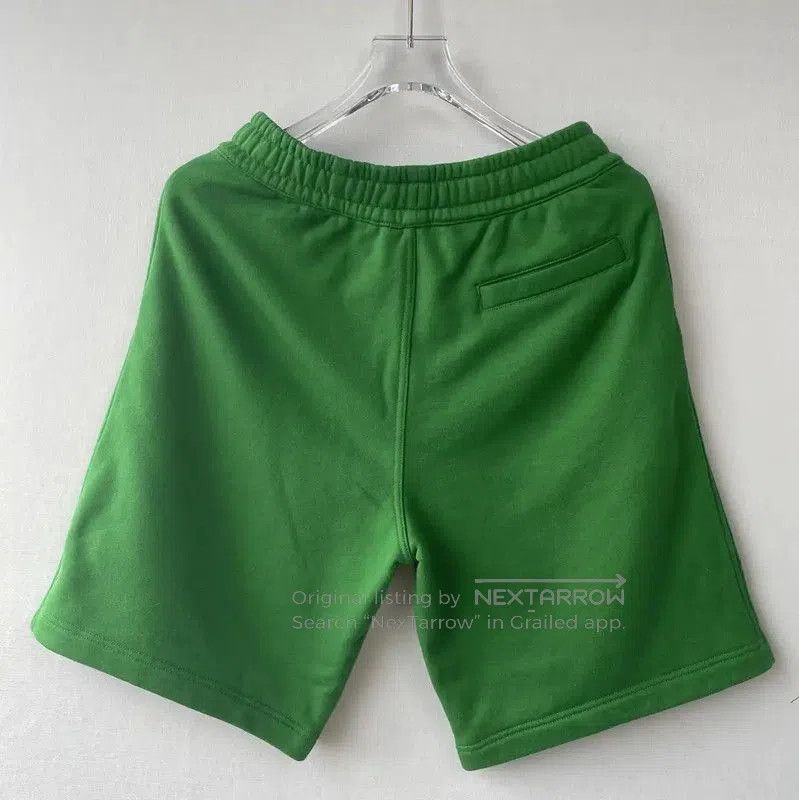 Burberry Burberry Green Men's Shorts. Size US 28 / EU 44 - 2 Thumbnail