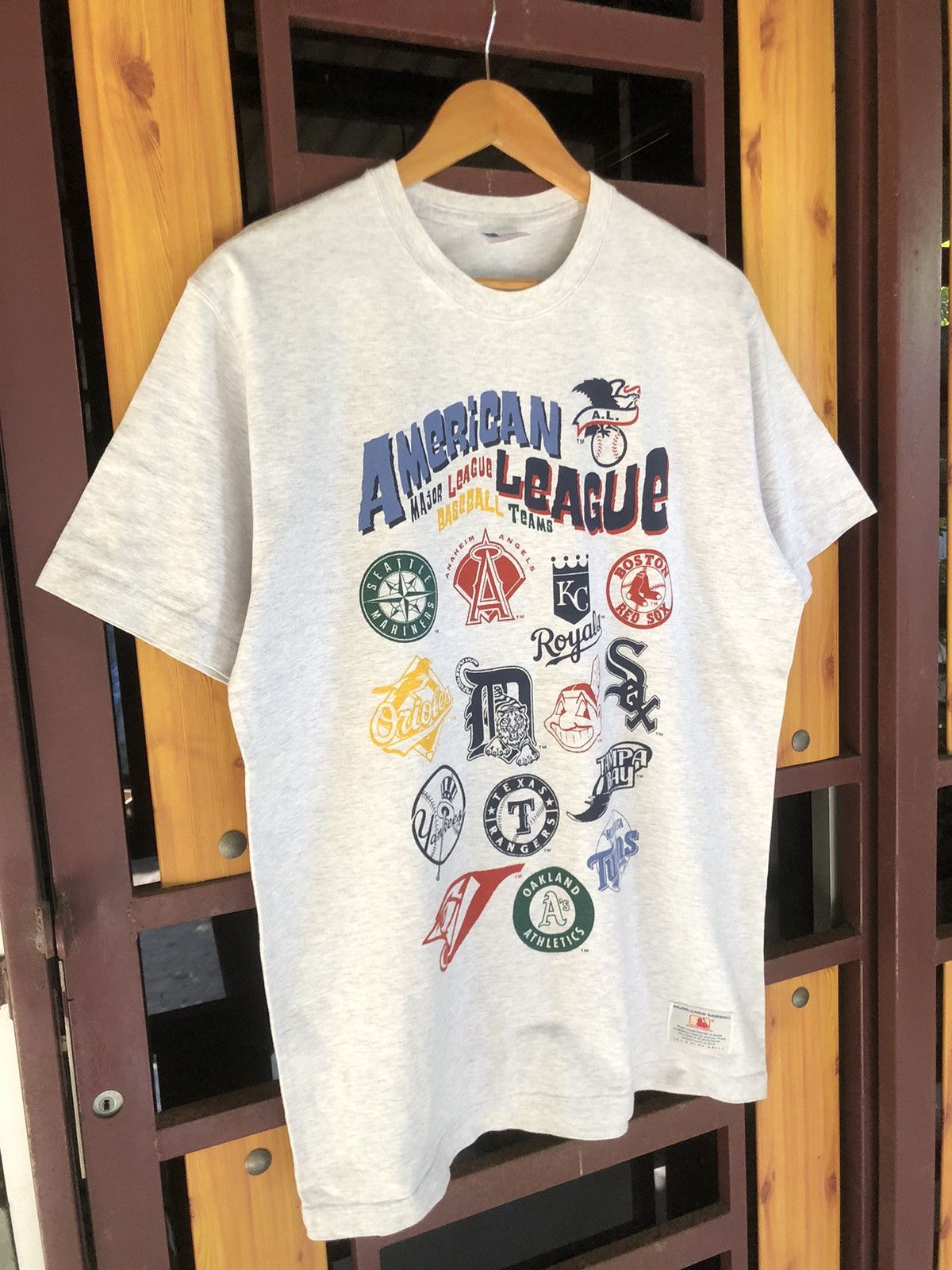 MLB 🔥Vintage Y2K🔥OVP American League MLB Teams Tshirt Size US L / EU 52-54 / 3 - 6 Thumbnail