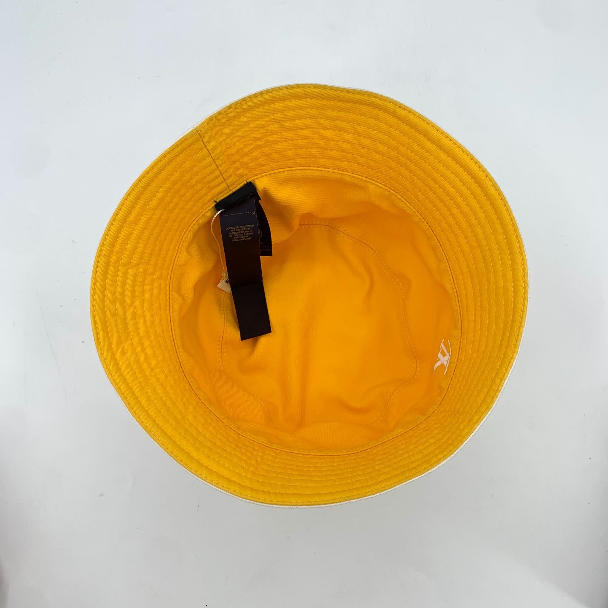 Louis Vuitton Louis Vuitton Reversible Bucket Hat White/Yellow Cotton Bran Size ONE SIZE - 4 Thumbnail